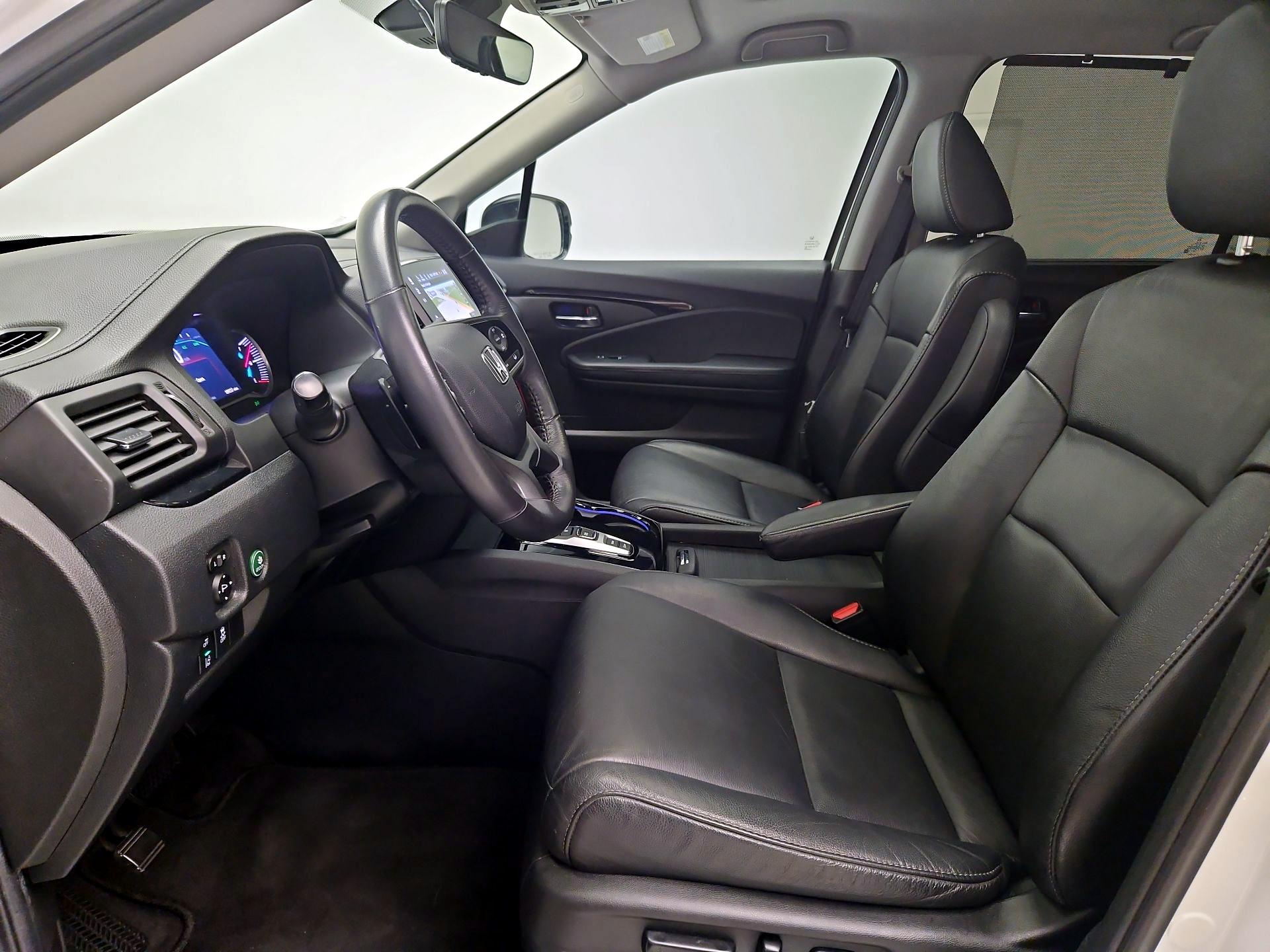 Thumbnail: 2020 Honda Pilot - 11