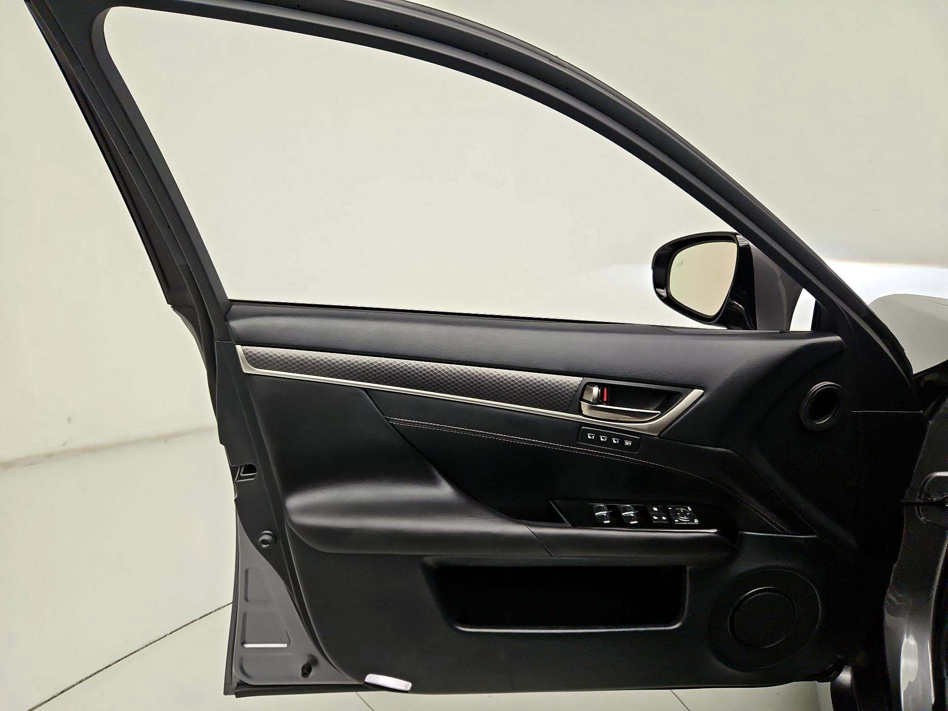 Thumbnail: 2016 Lexus GS - 12