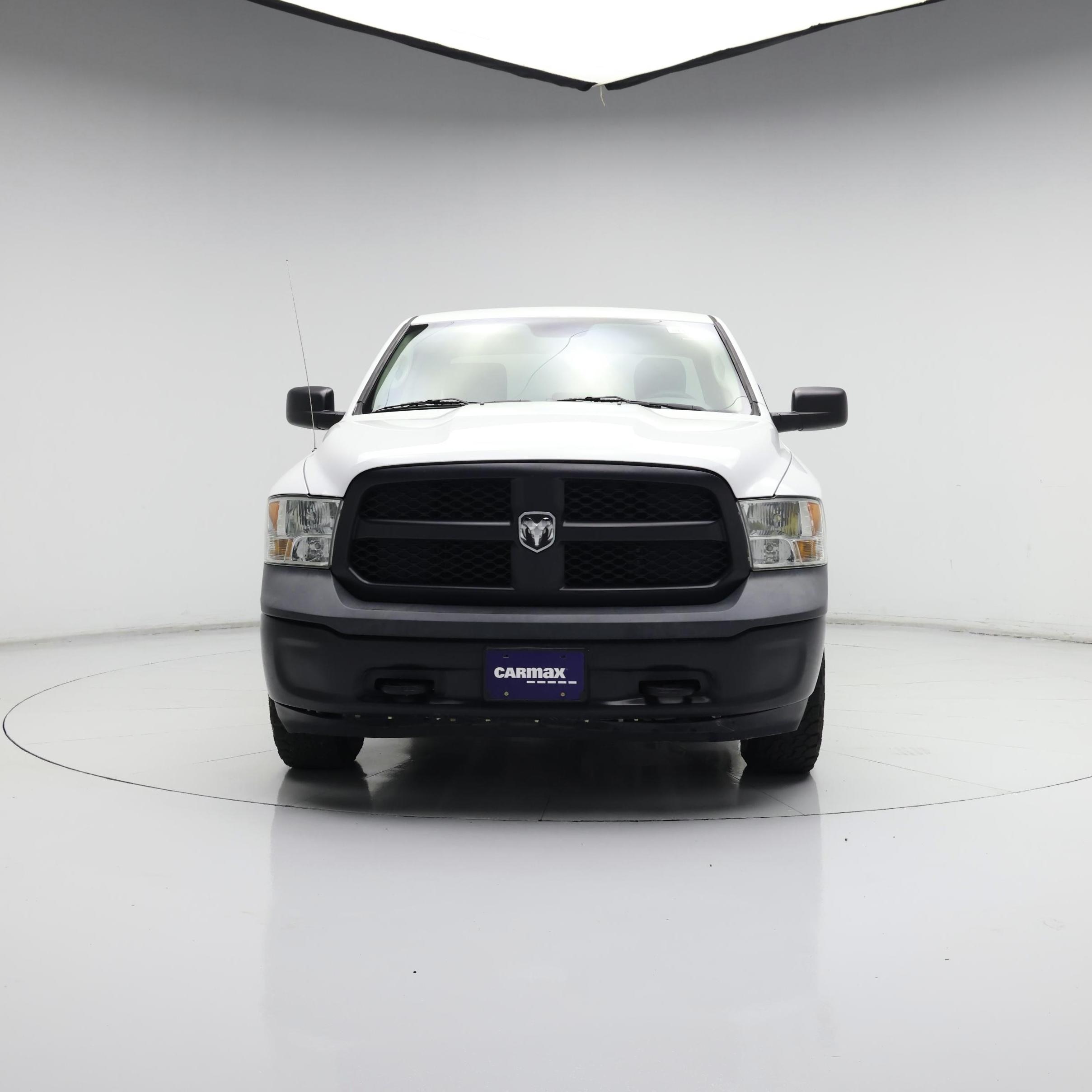 Thumbnail: 2019 RAM 1500 Classic - 5