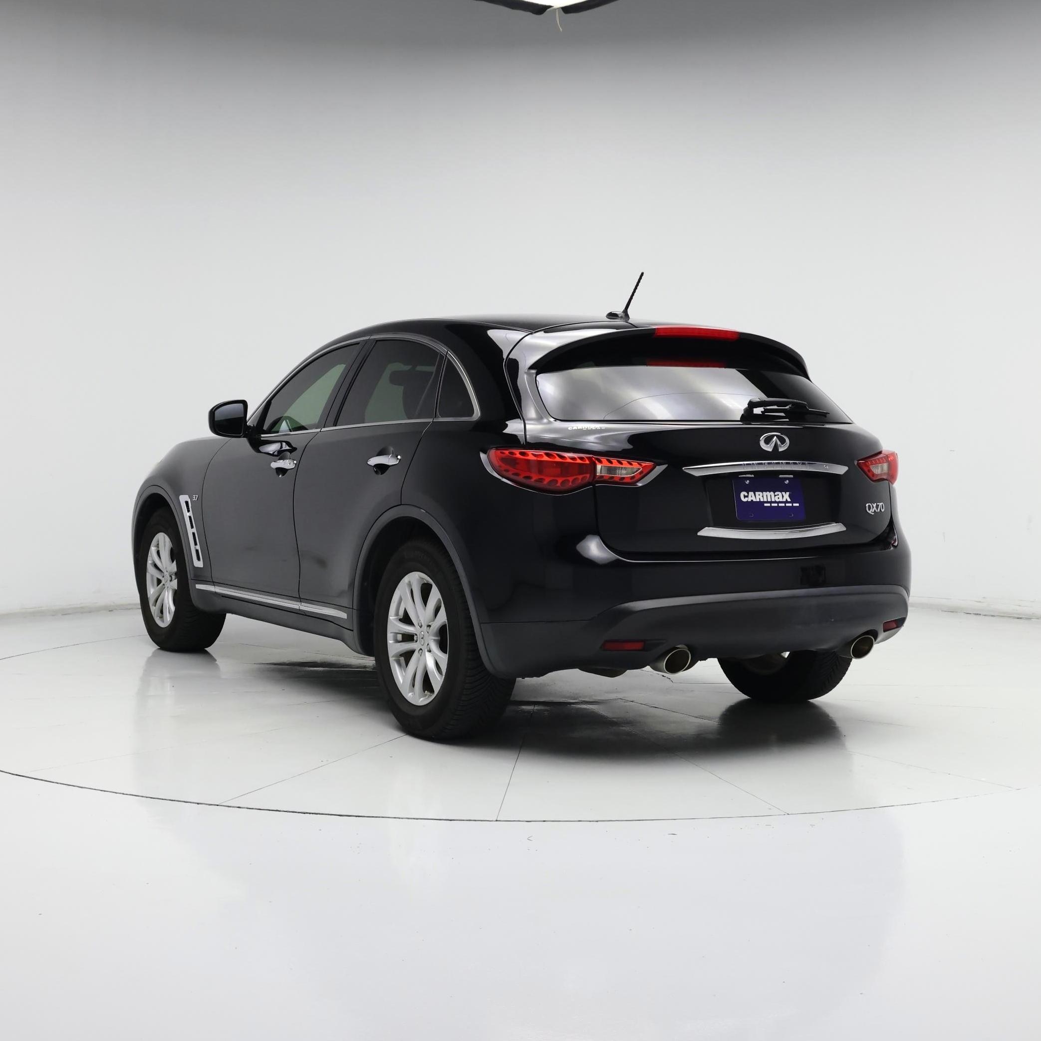Thumbnail: 2017 INFINITI QX70 - 2