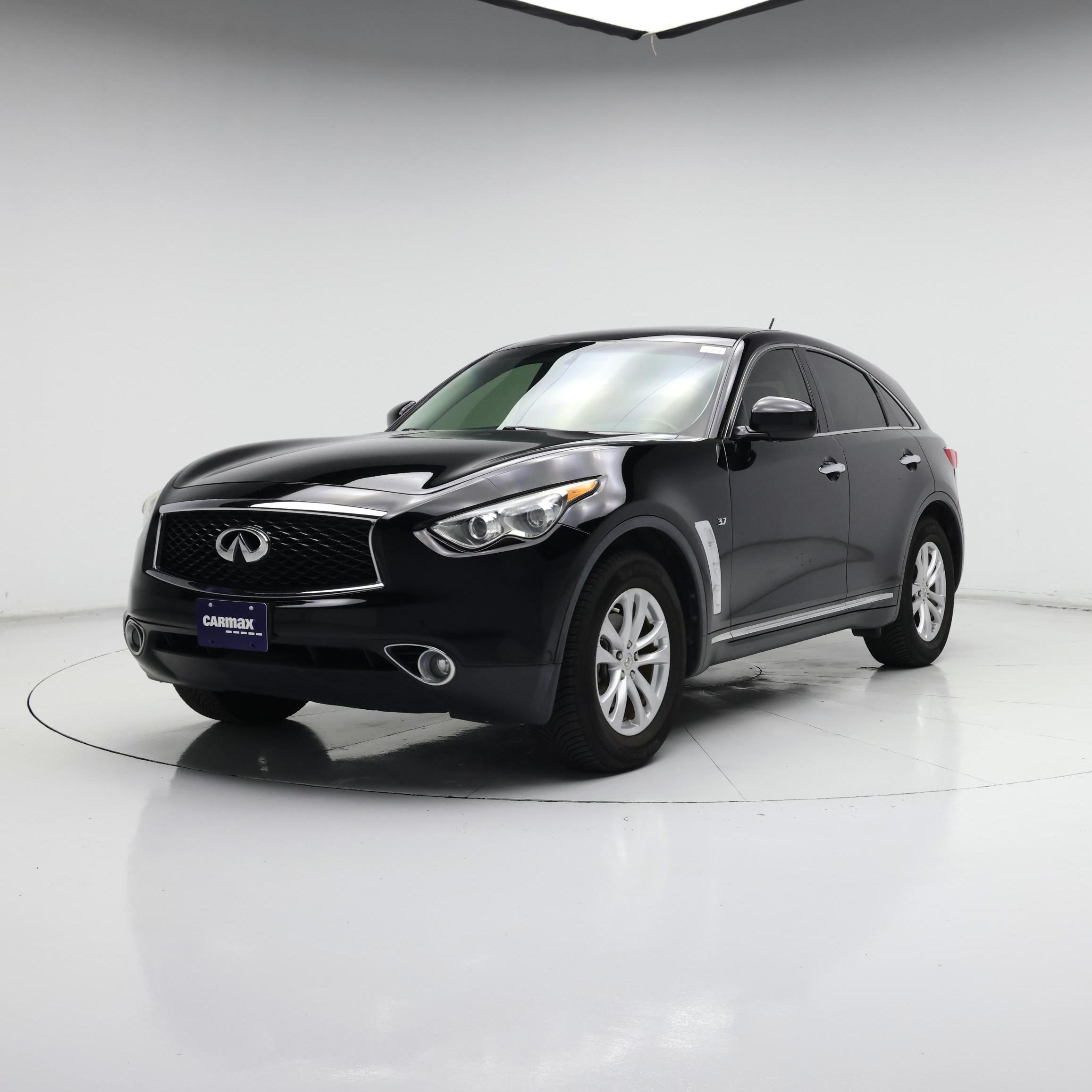 Thumbnail: 2017 INFINITI QX70 - 4