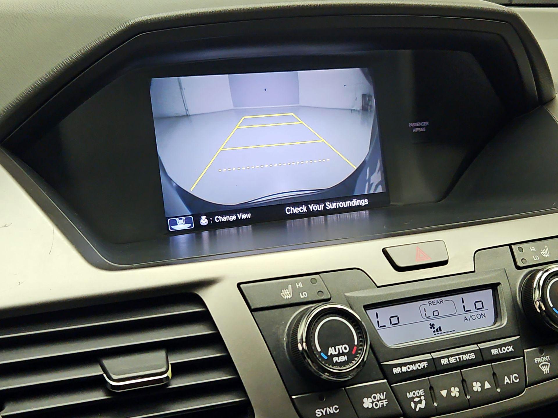 Thumbnail: 2016 Honda Odyssey - 15