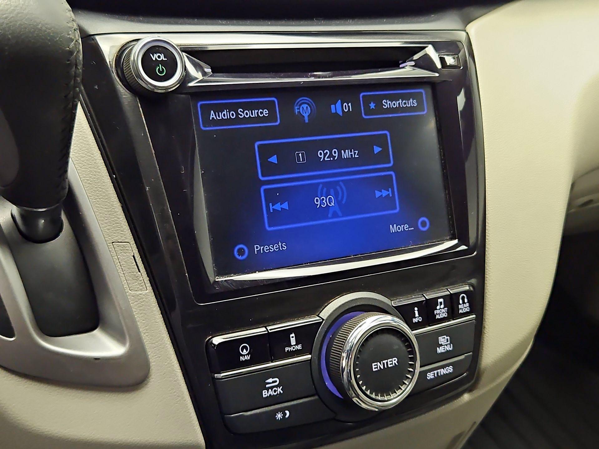 Thumbnail: 2016 Honda Odyssey - 16