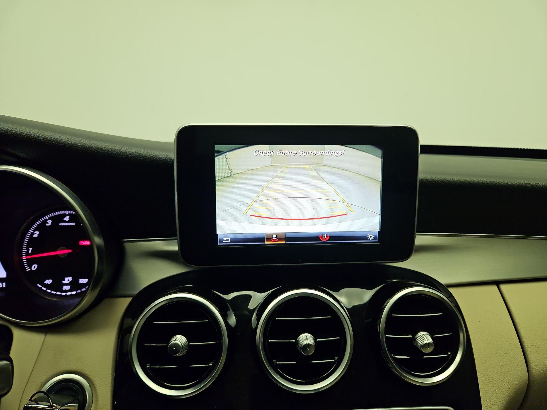 Thumbnail: 2016 Mercedes-Benz C-Class - 13
