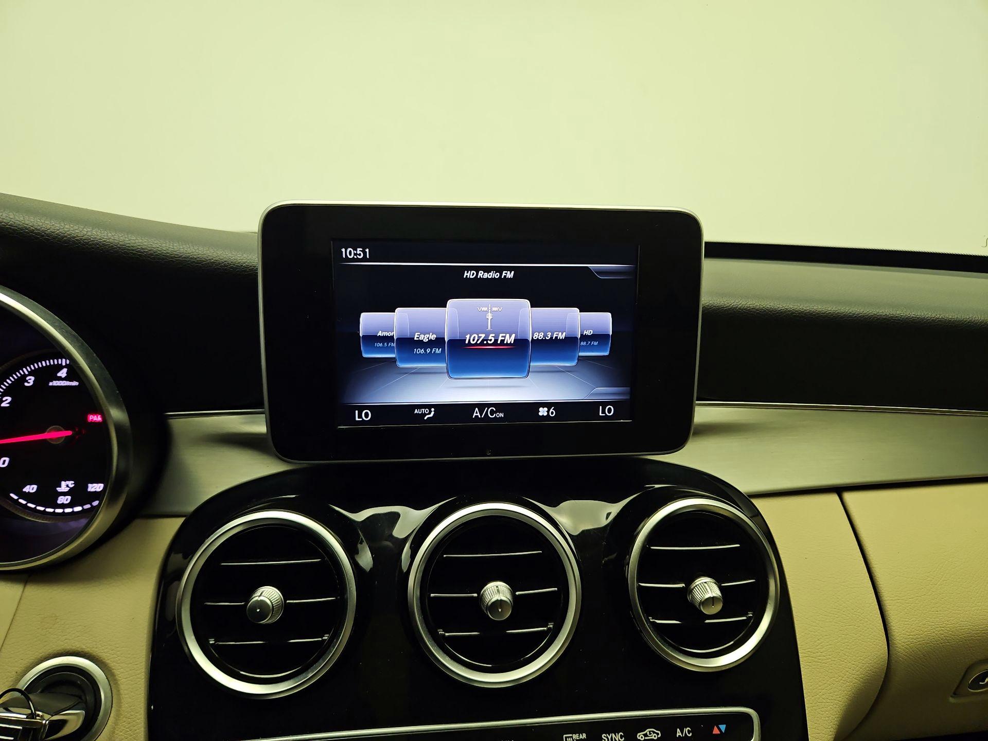 Thumbnail: 2016 Mercedes-Benz C-Class - 14