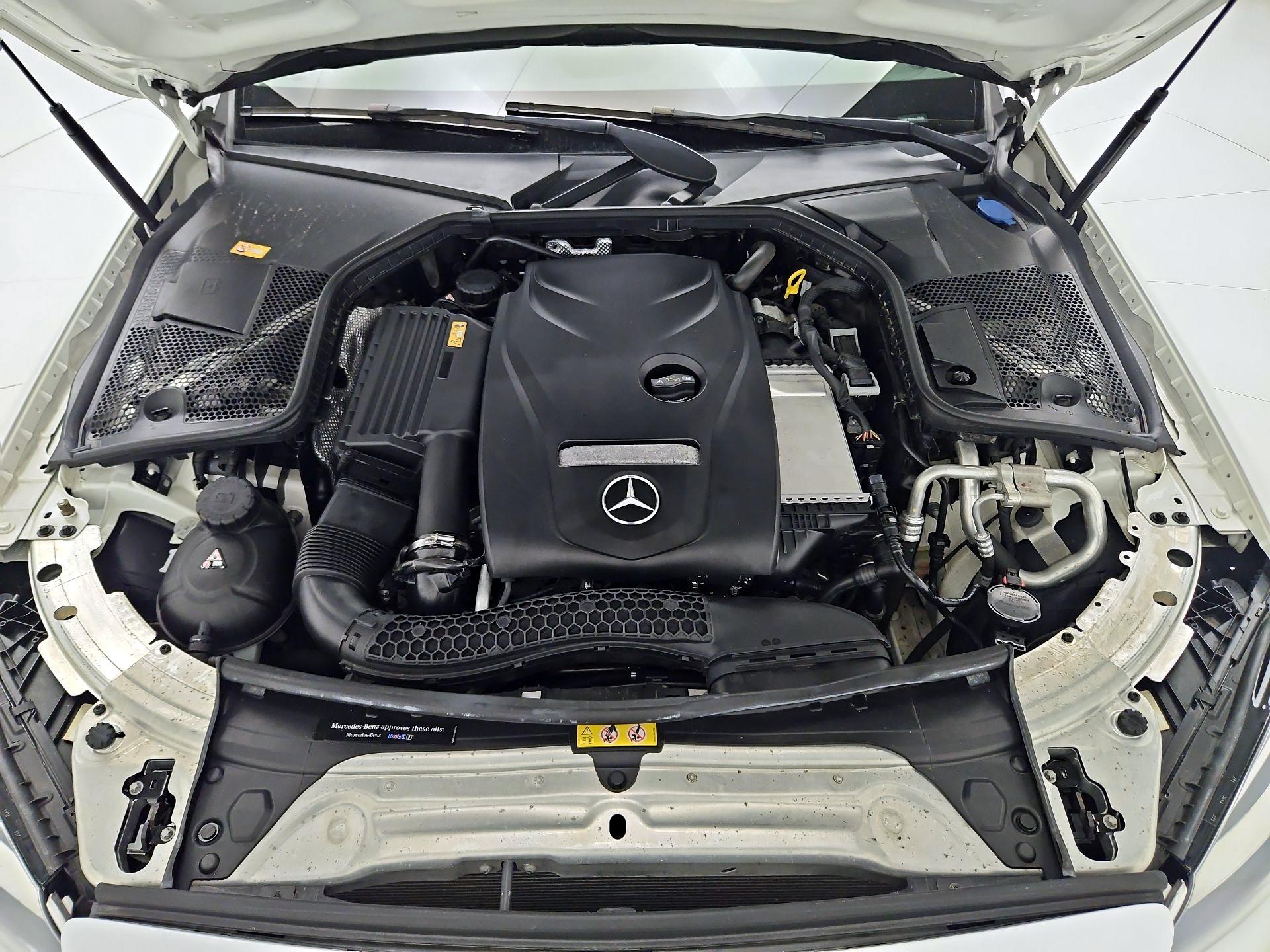Thumbnail: 2016 Mercedes-Benz C-Class - 19