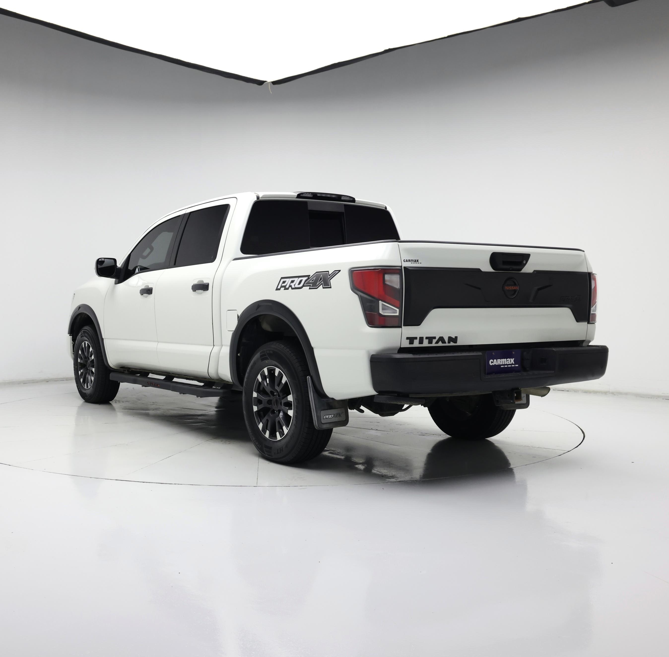 Thumbnail: 2021 Nissan Titan - 2