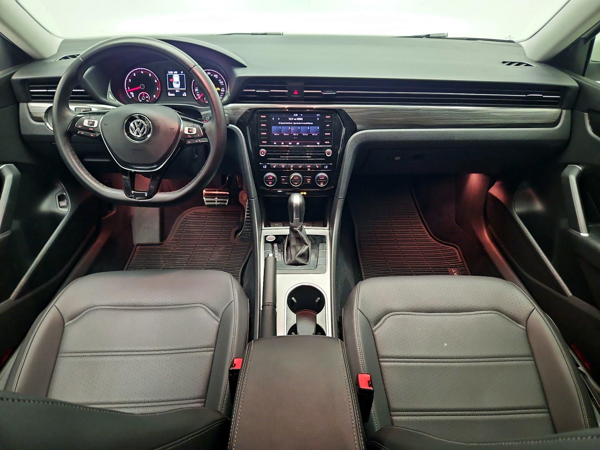 Thumbnail: 2020 Volkswagen Passat - 9