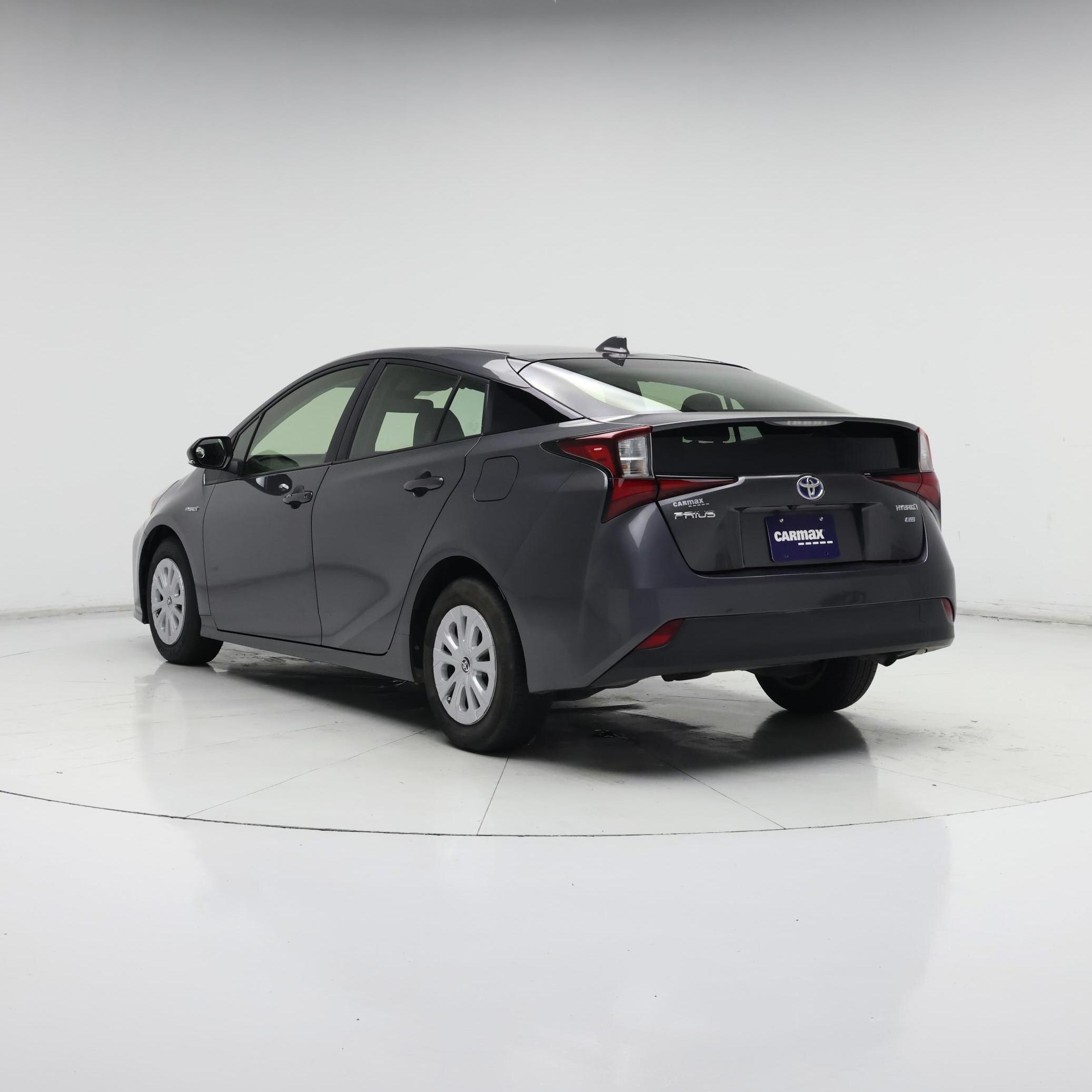 Thumbnail: 2022 Toyota Prius - 2