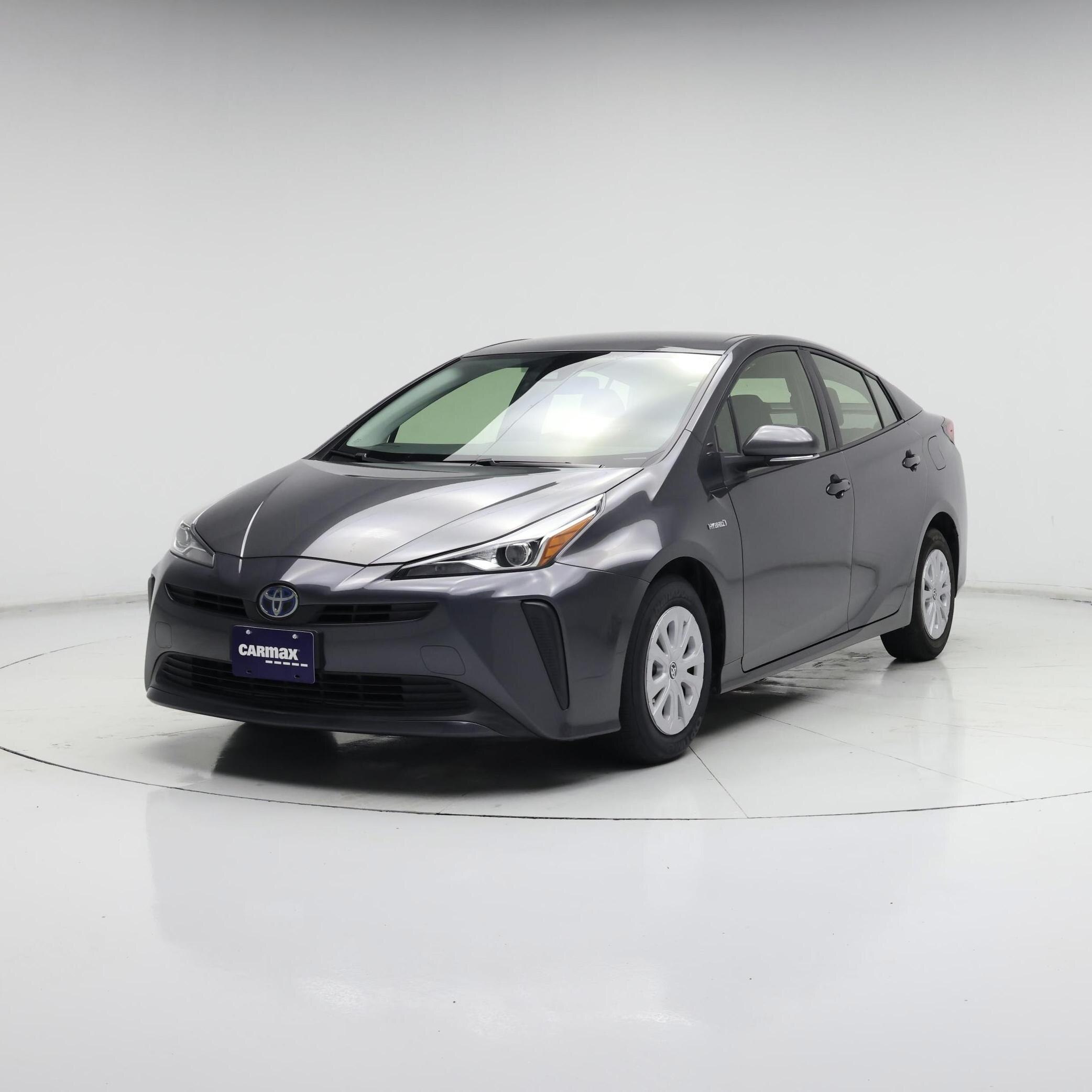 Thumbnail: 2022 Toyota Prius - 4