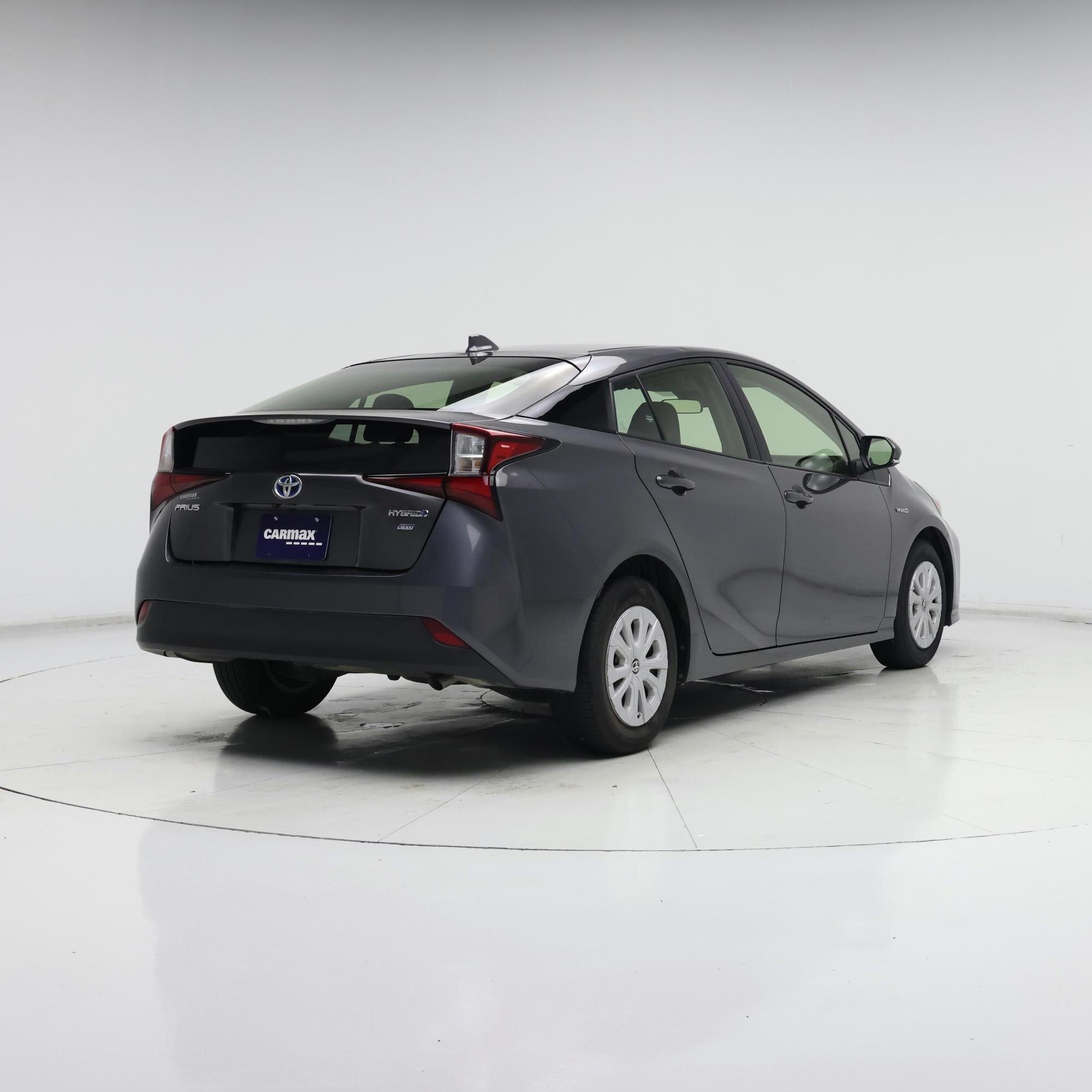 Thumbnail: 2022 Toyota Prius - 8