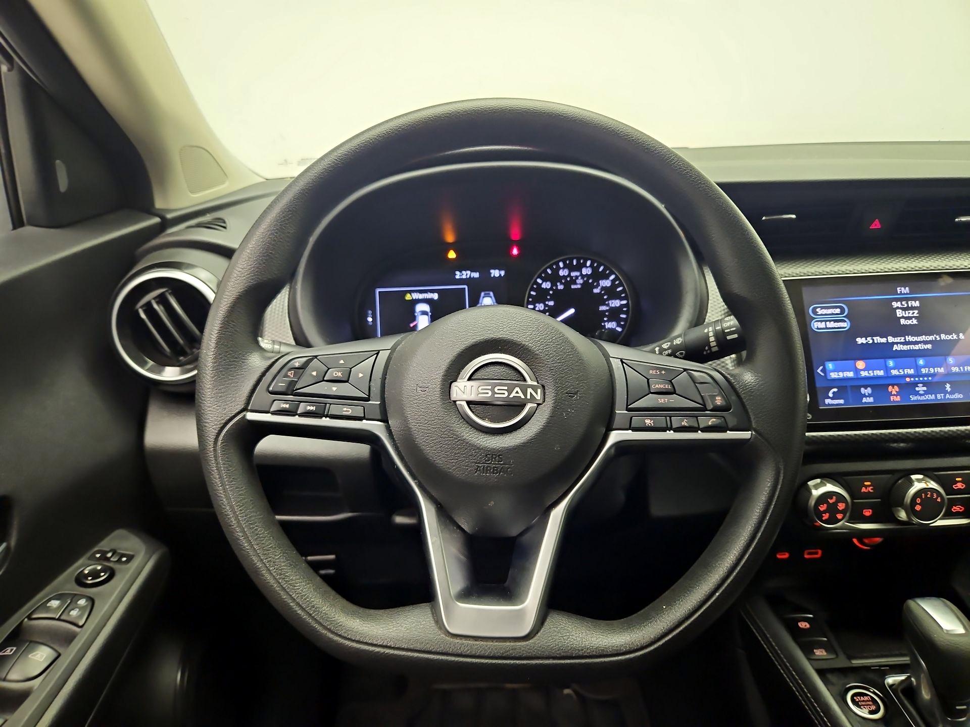 Thumbnail: 2023 Nissan Kicks - 10