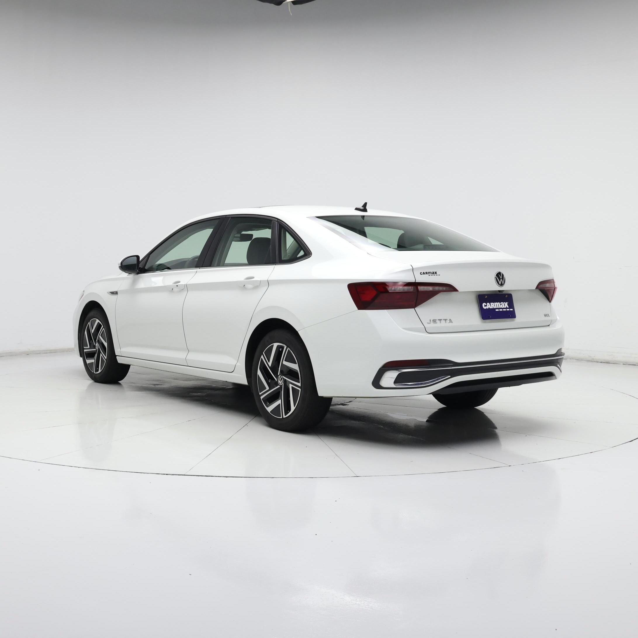 Thumbnail: 2022 Volkswagen Jetta - 2