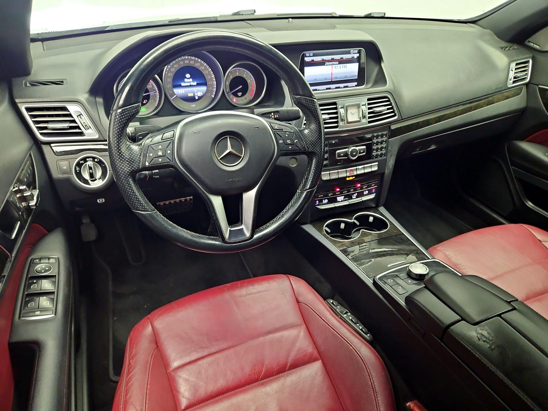Thumbnail: 2014 Mercedes-Benz E-Class - 9