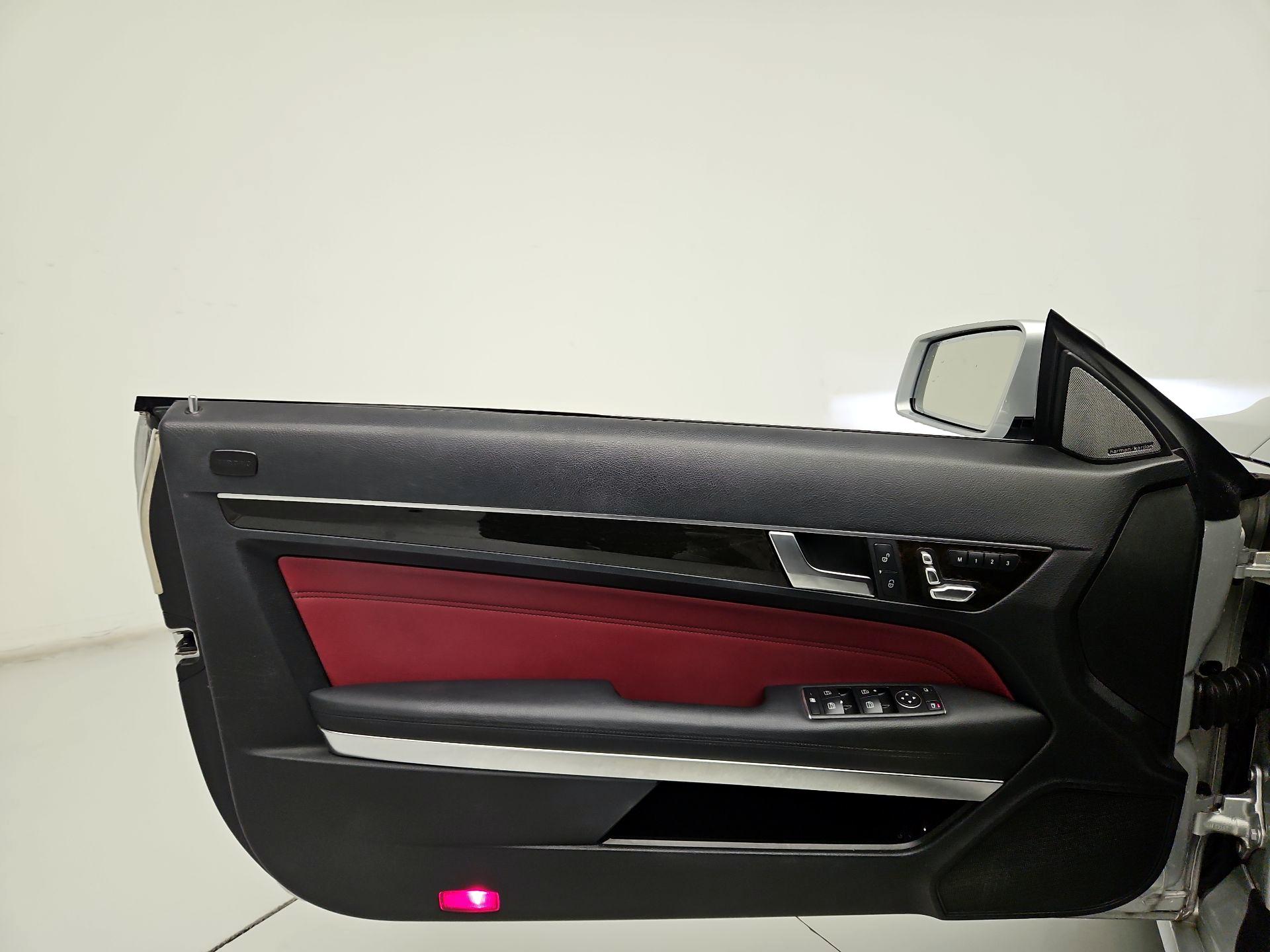 Thumbnail: 2014 Mercedes-Benz E-Class - 12