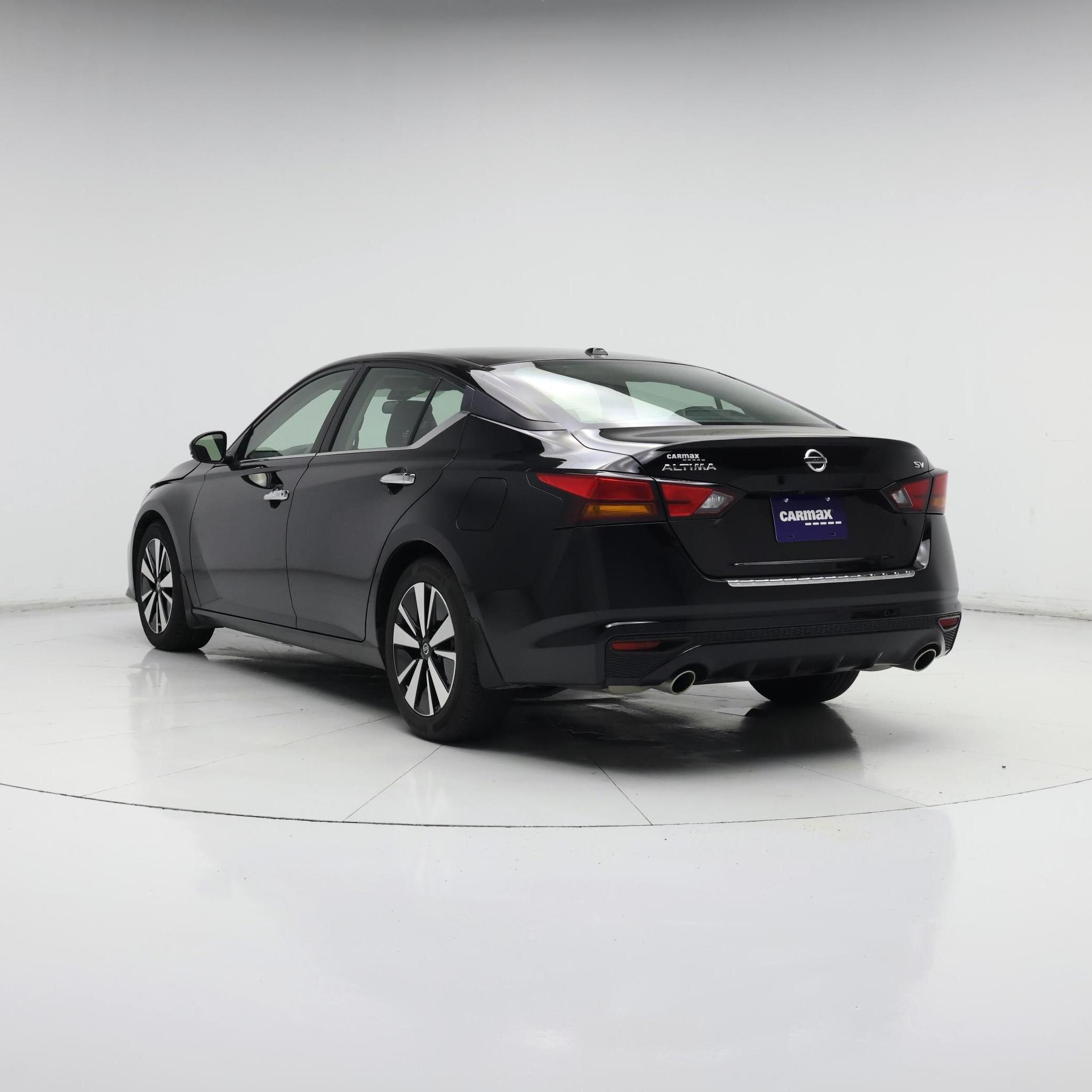 Thumbnail: 2022 Nissan Altima - 2