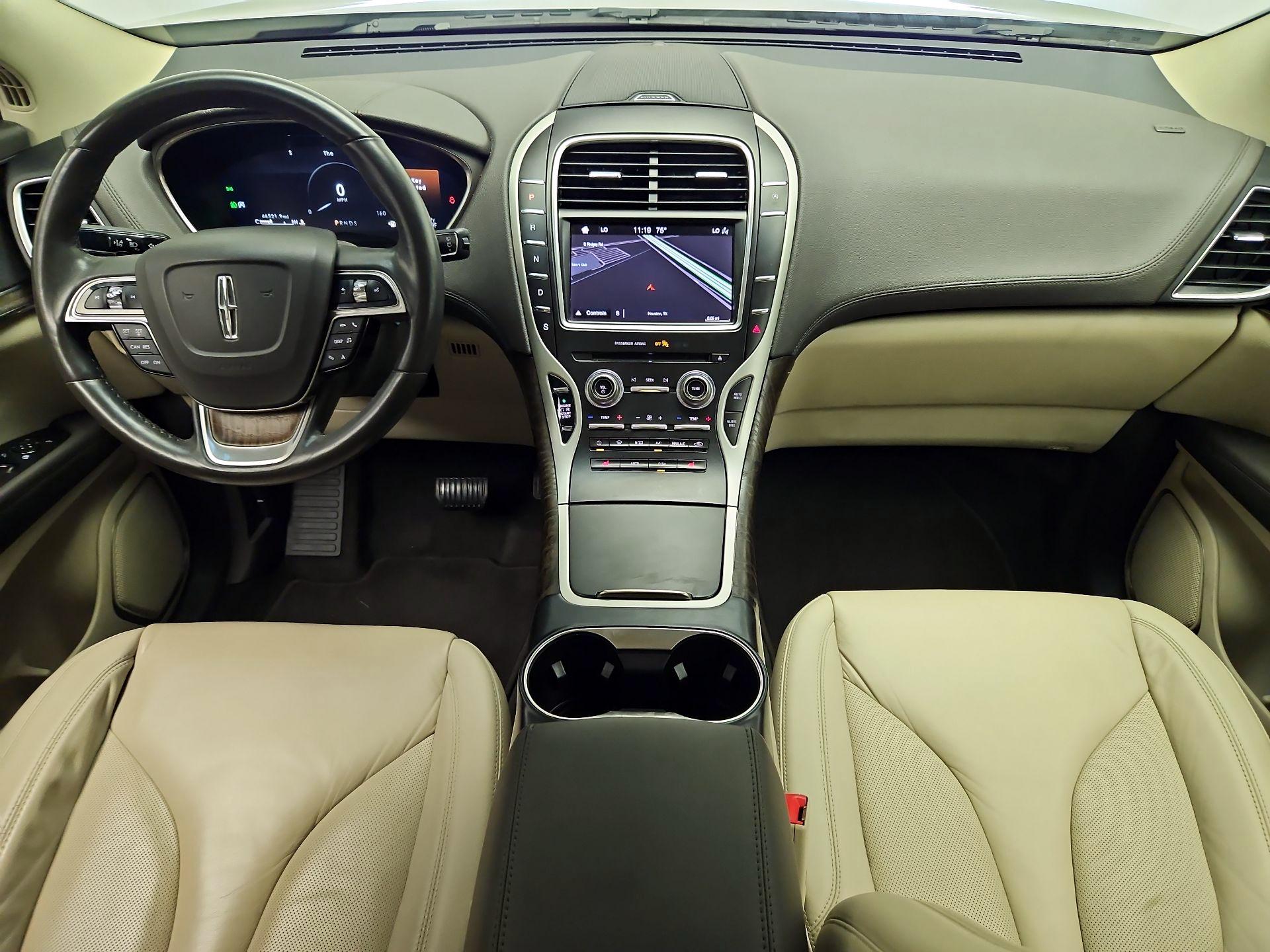 Thumbnail: 2019 Lincoln Nautilus - 9