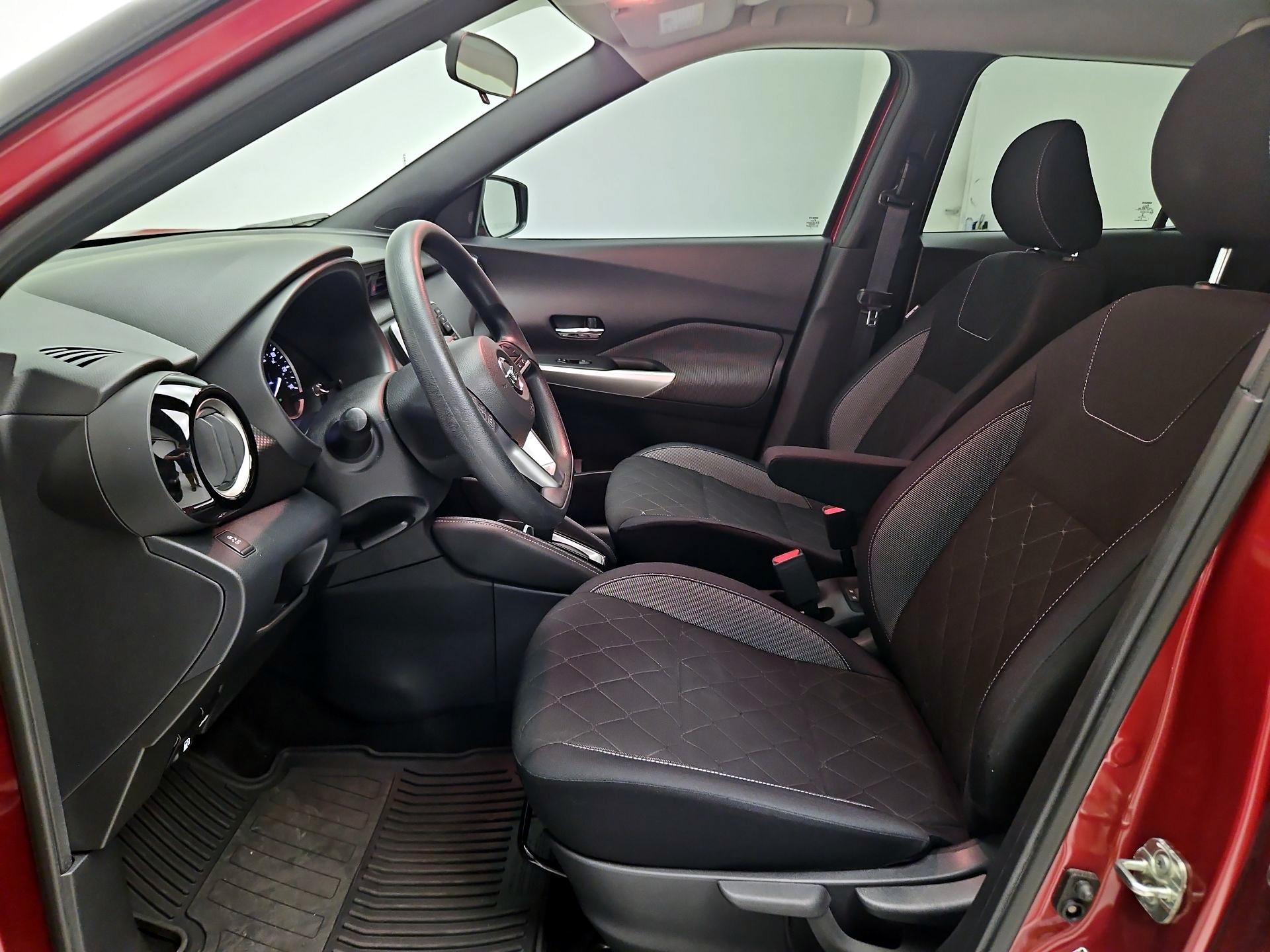 Thumbnail: 2019 Nissan Kicks - 11