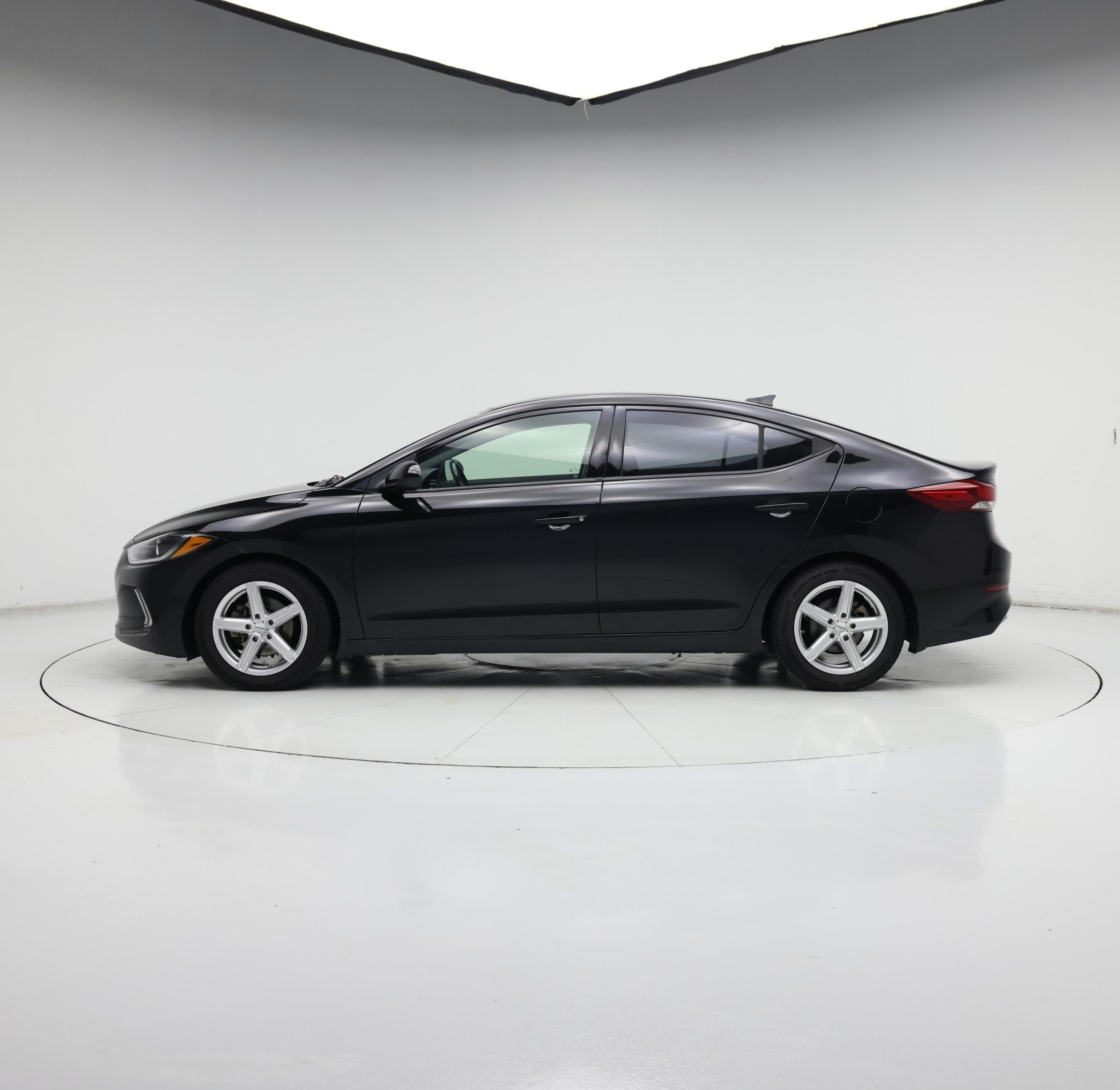 Thumbnail: 2018 Hyundai Elantra - 3