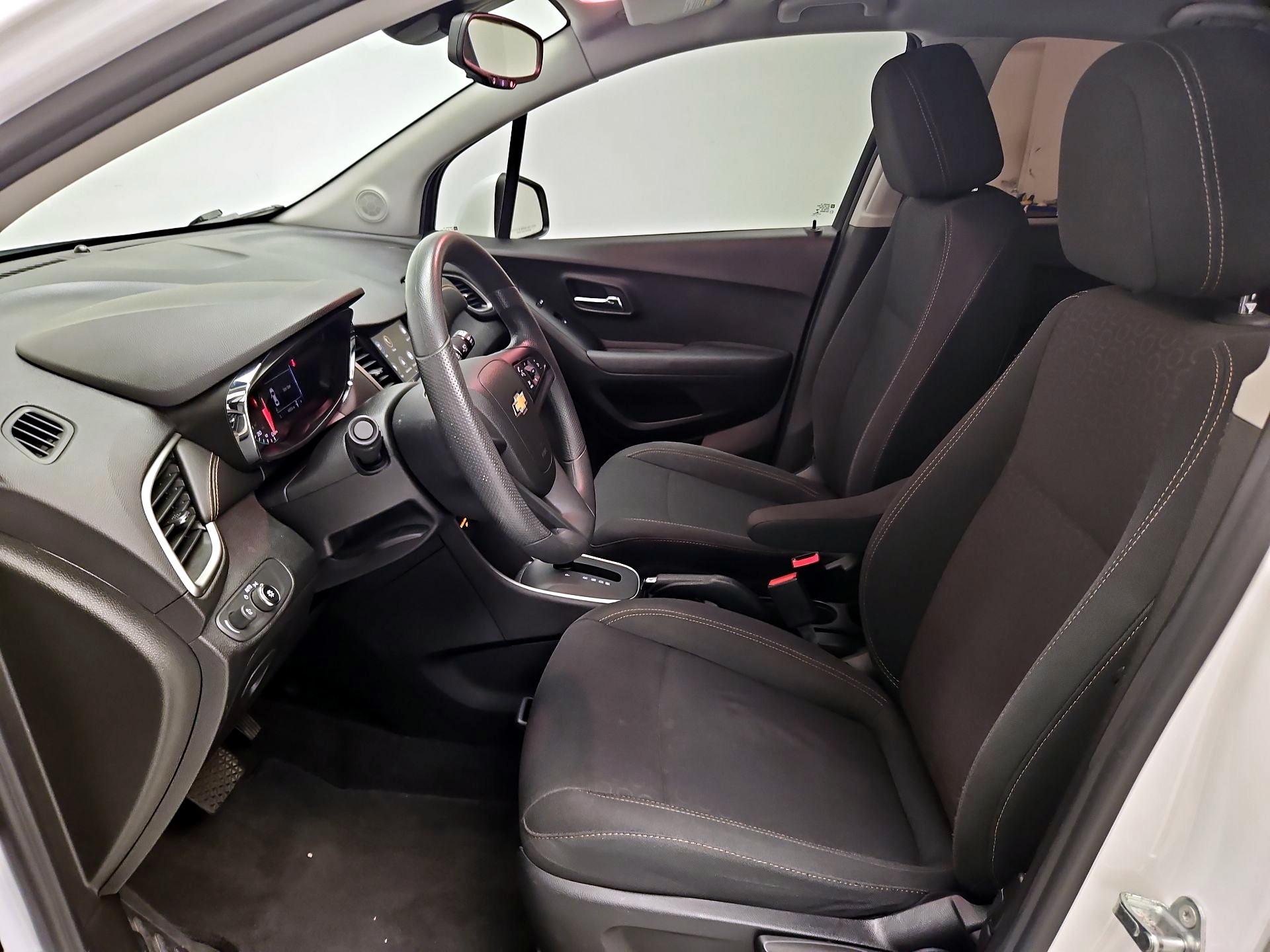 Thumbnail: 2018 Chevrolet Trax - 11