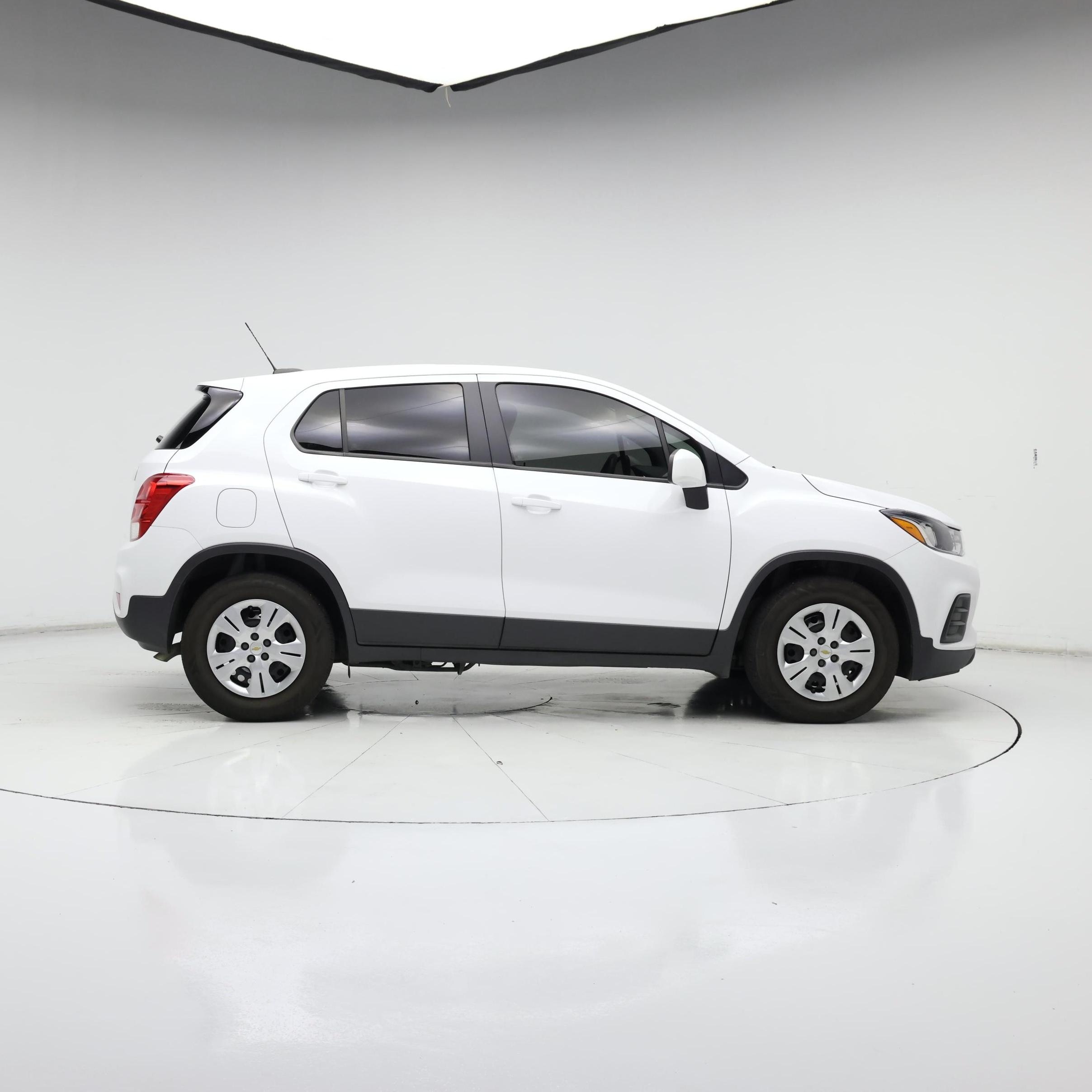 Thumbnail: 2018 Chevrolet Trax - 7