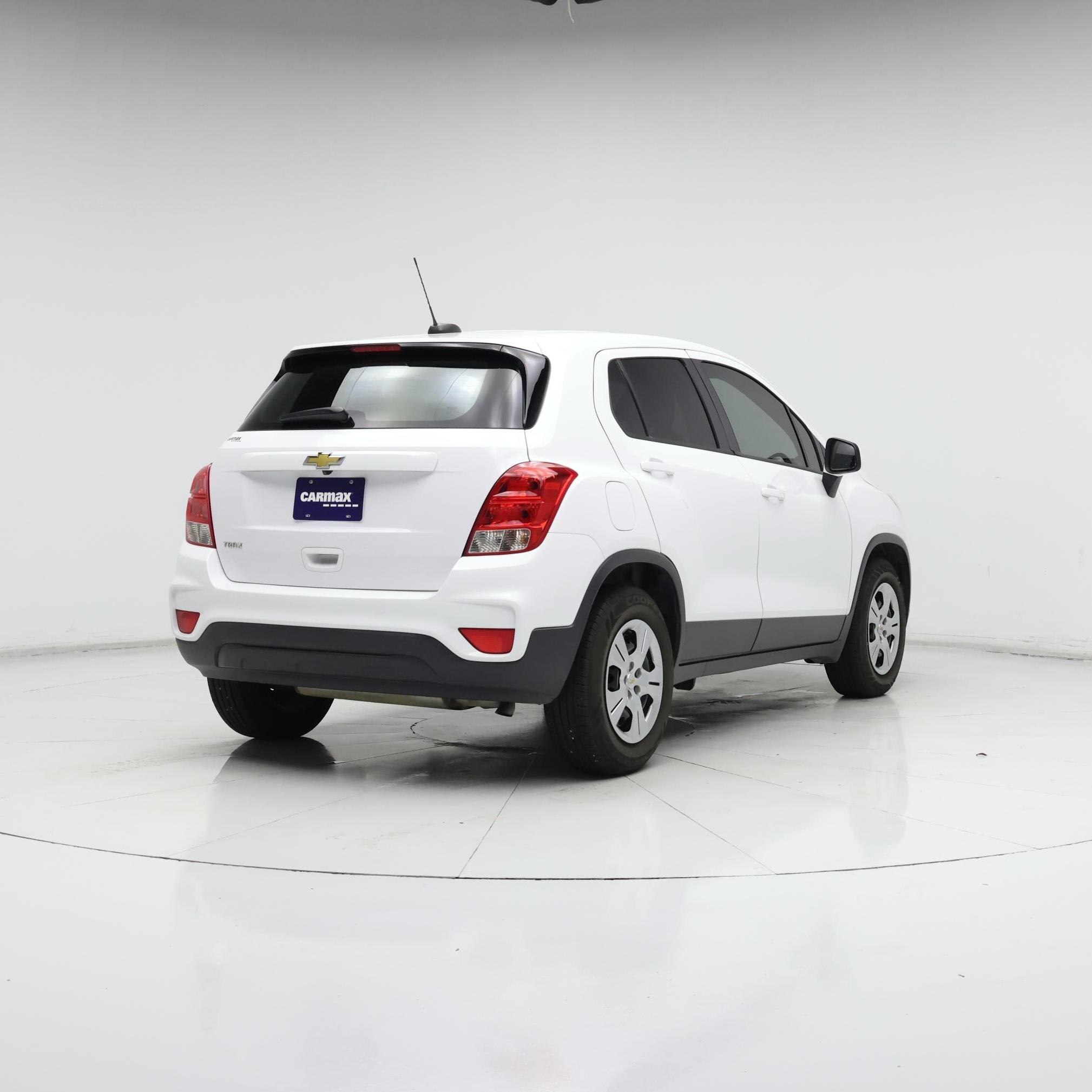 Thumbnail: 2018 Chevrolet Trax - 8