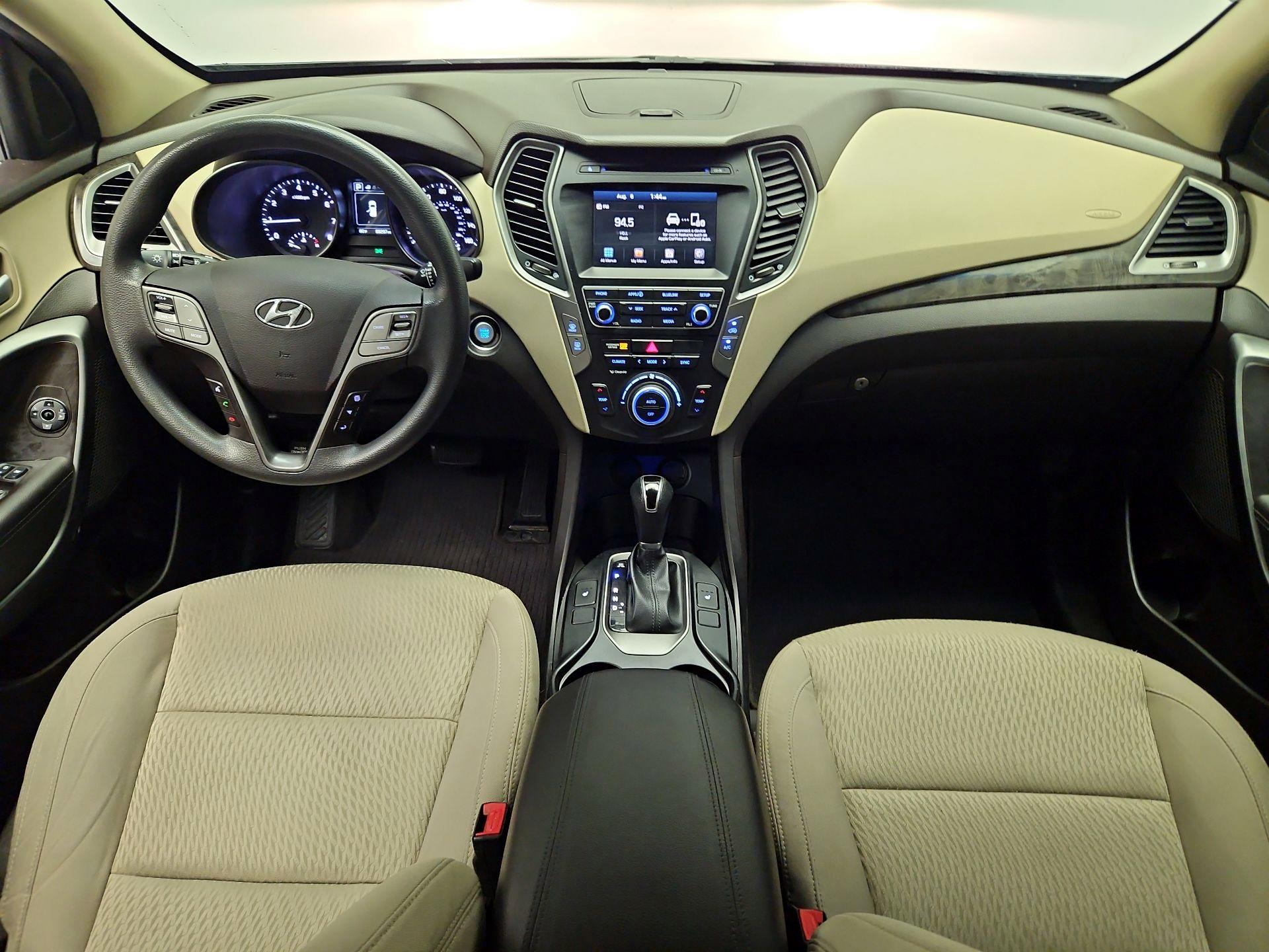 Thumbnail: 2017 Hyundai Santa Fe - 9