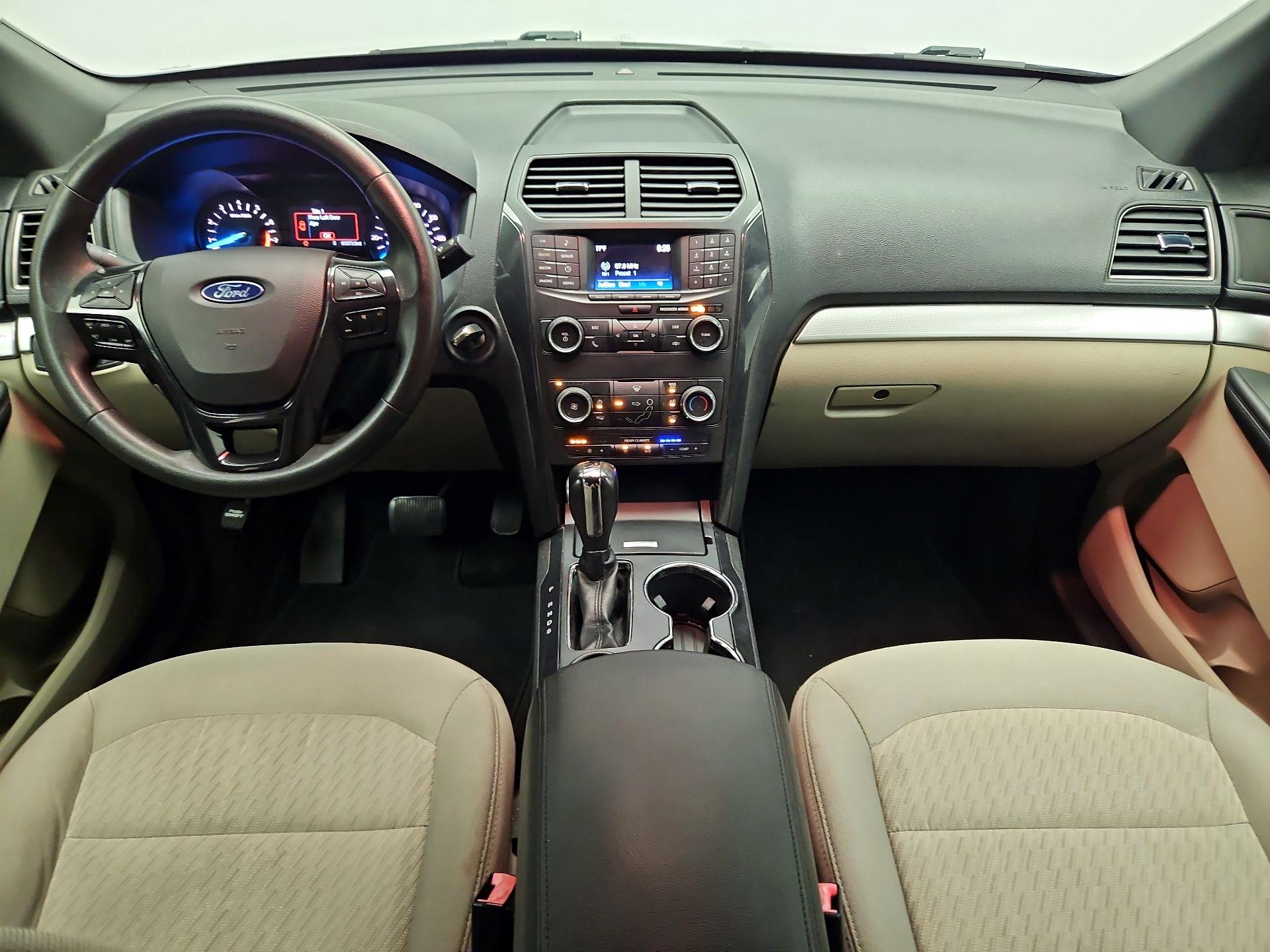 Thumbnail: 2018 Ford Explorer - 9