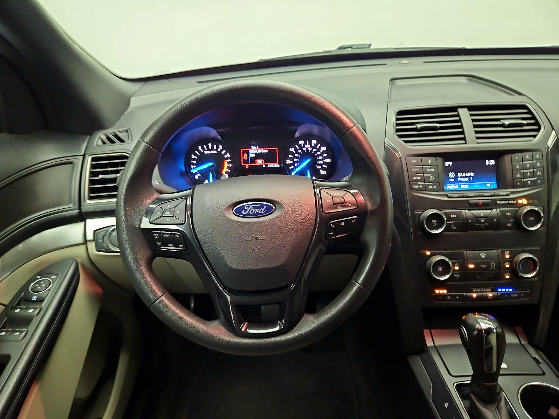 Thumbnail: 2018 Ford Explorer - 10