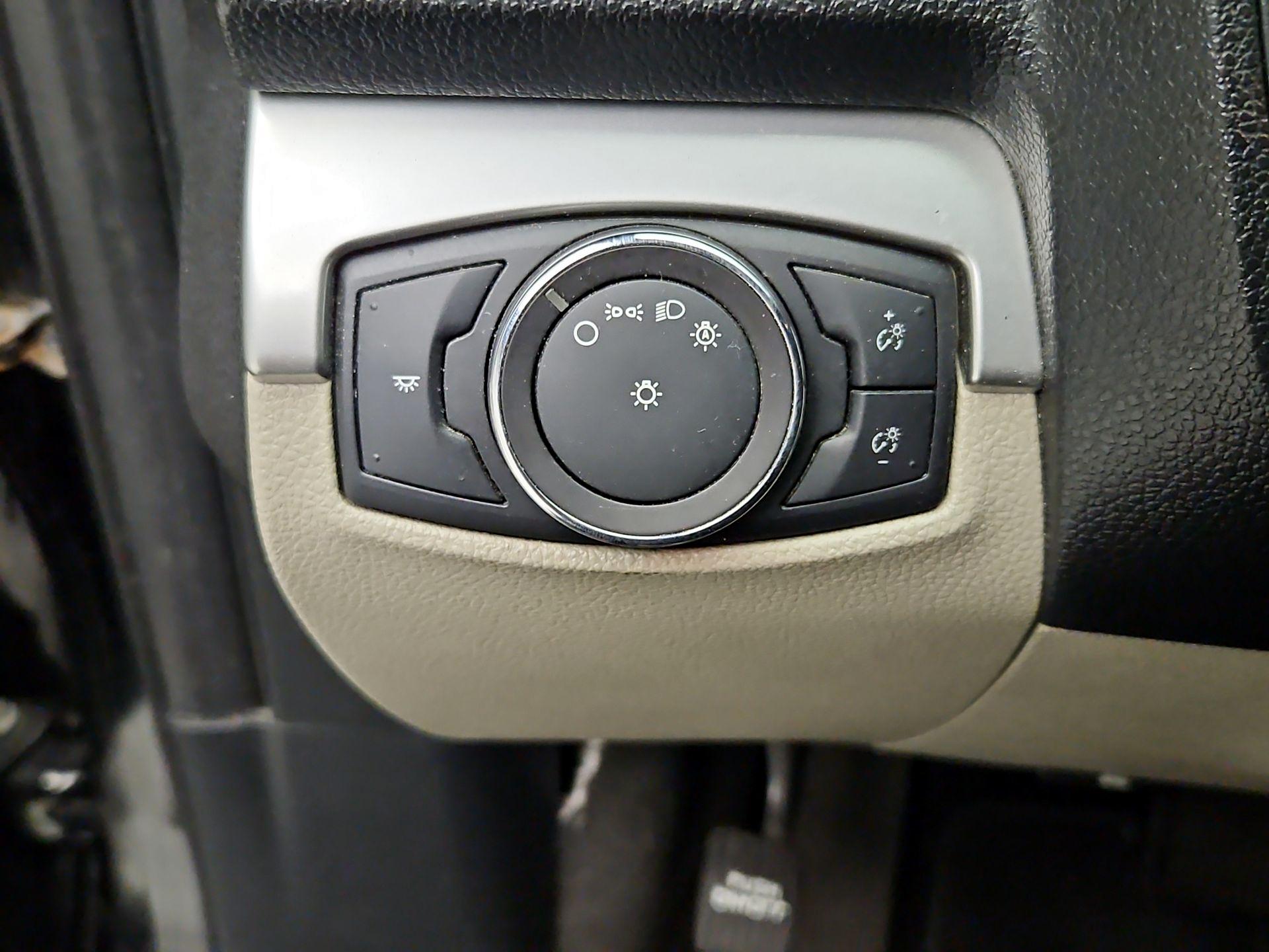 Thumbnail: 2018 Ford Explorer - 13