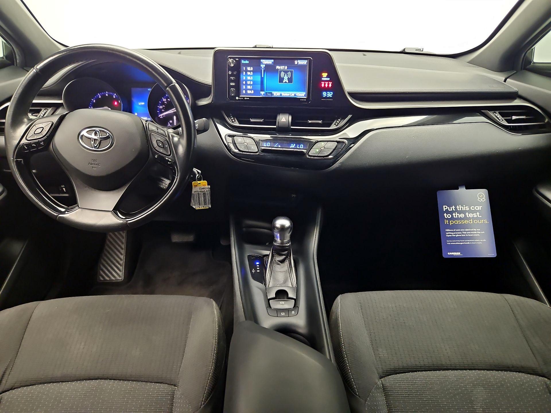 Thumbnail: 2018 Toyota C-HR - 9