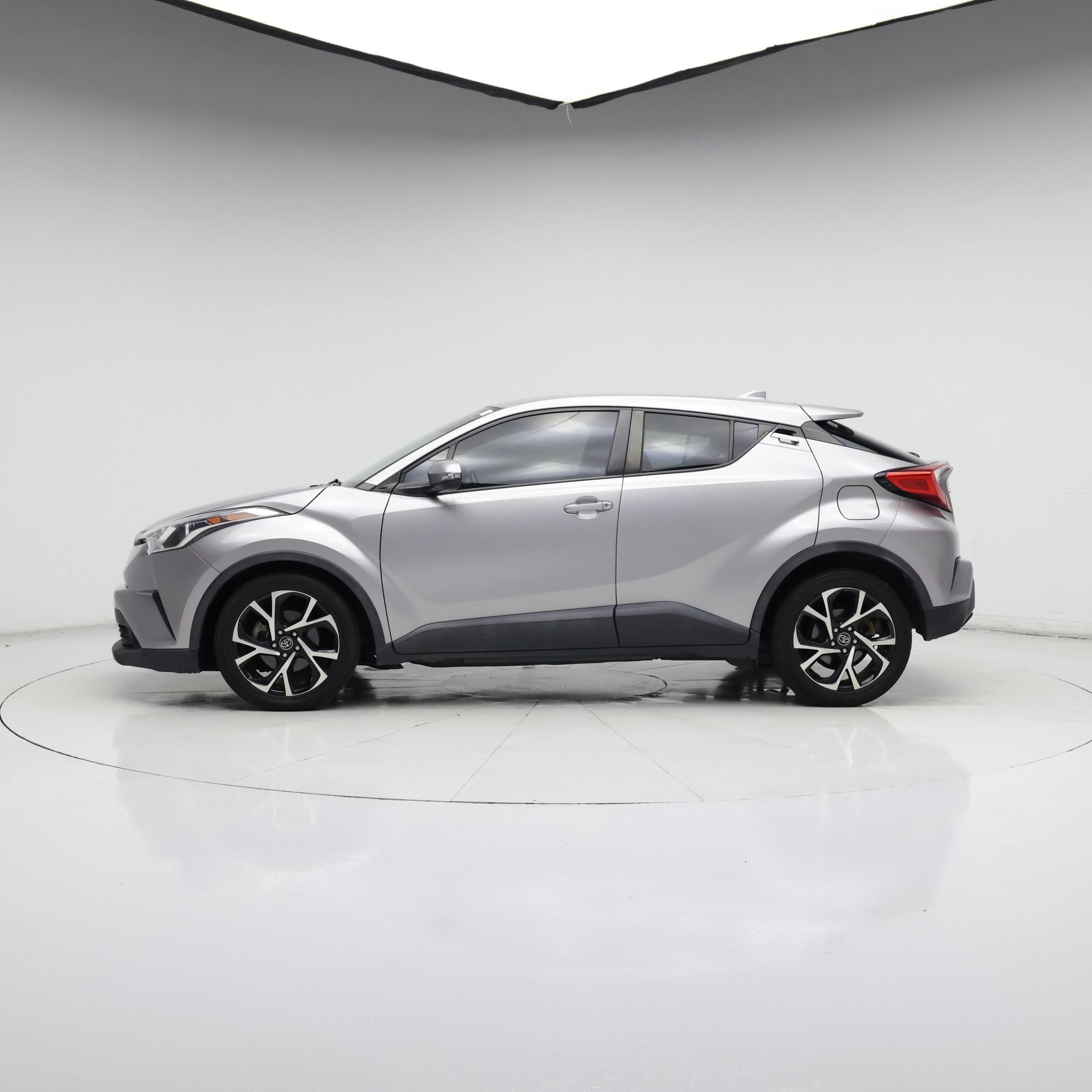 Thumbnail: 2018 Toyota C-HR - 3