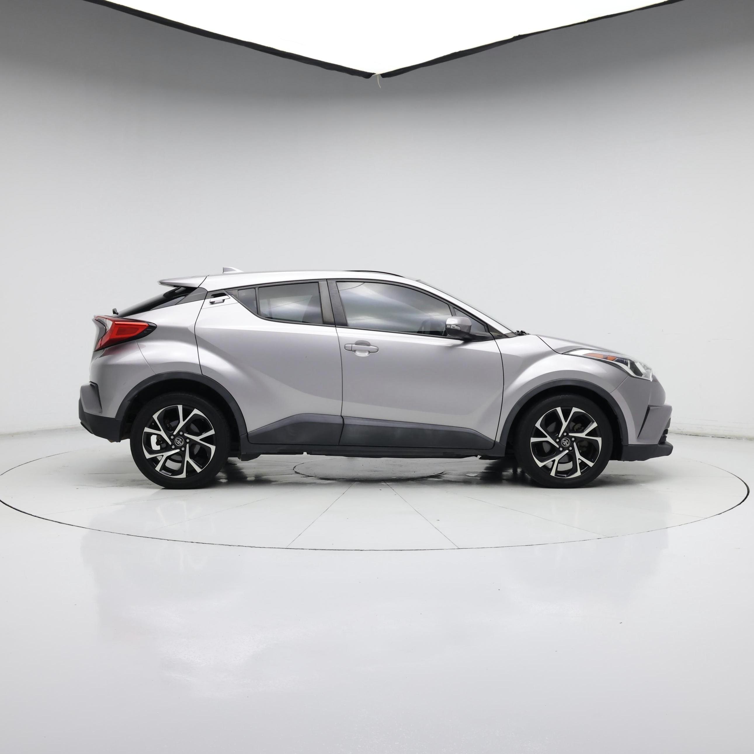 Thumbnail: 2018 Toyota C-HR - 7