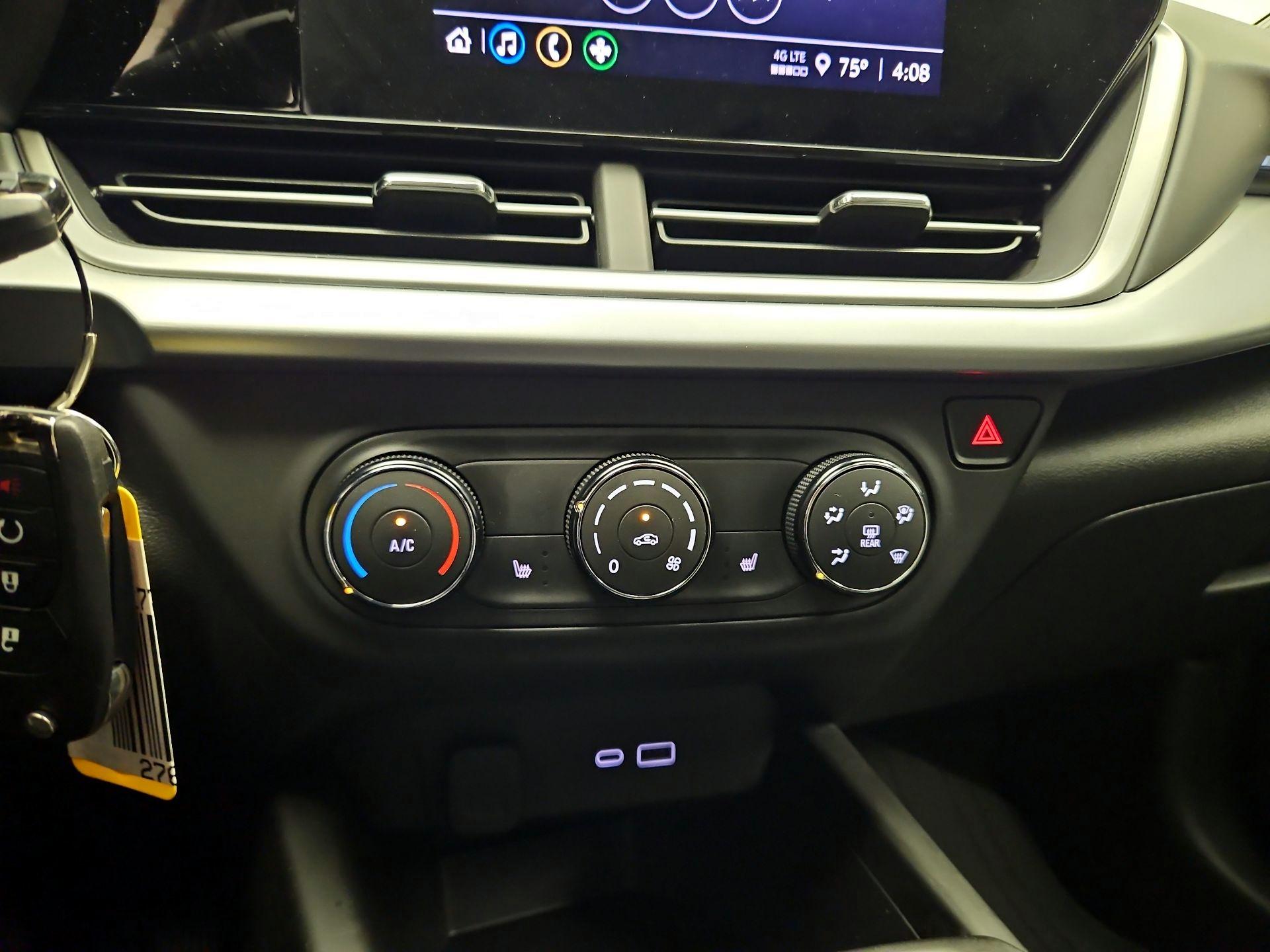 Thumbnail: 2024 Chevrolet Trax - 15