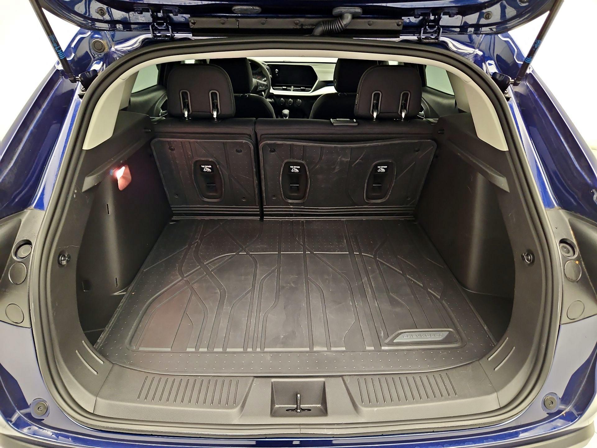 Thumbnail: 2024 Chevrolet Trax - 18