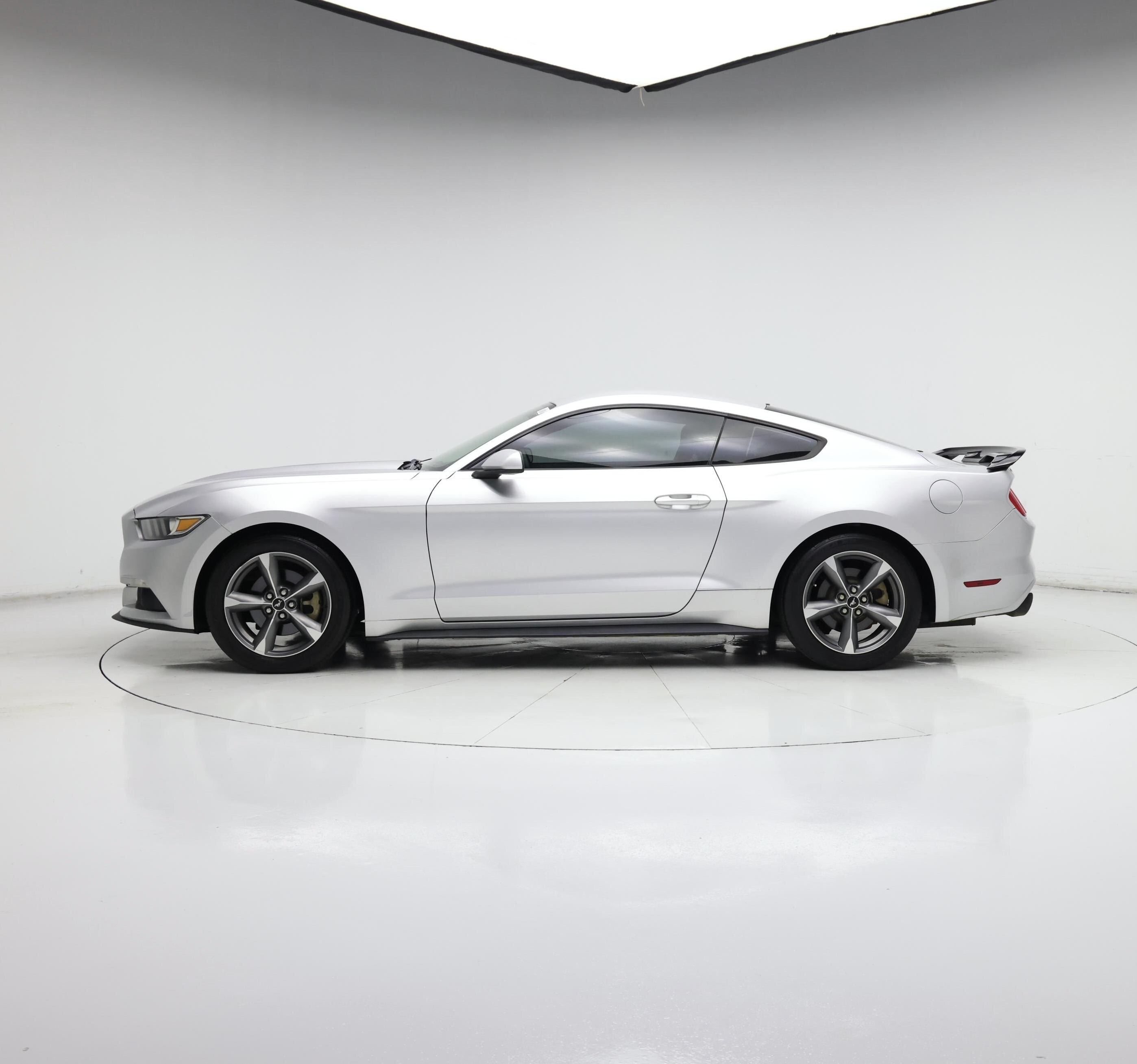 Thumbnail: 2017 Ford Mustang - 3