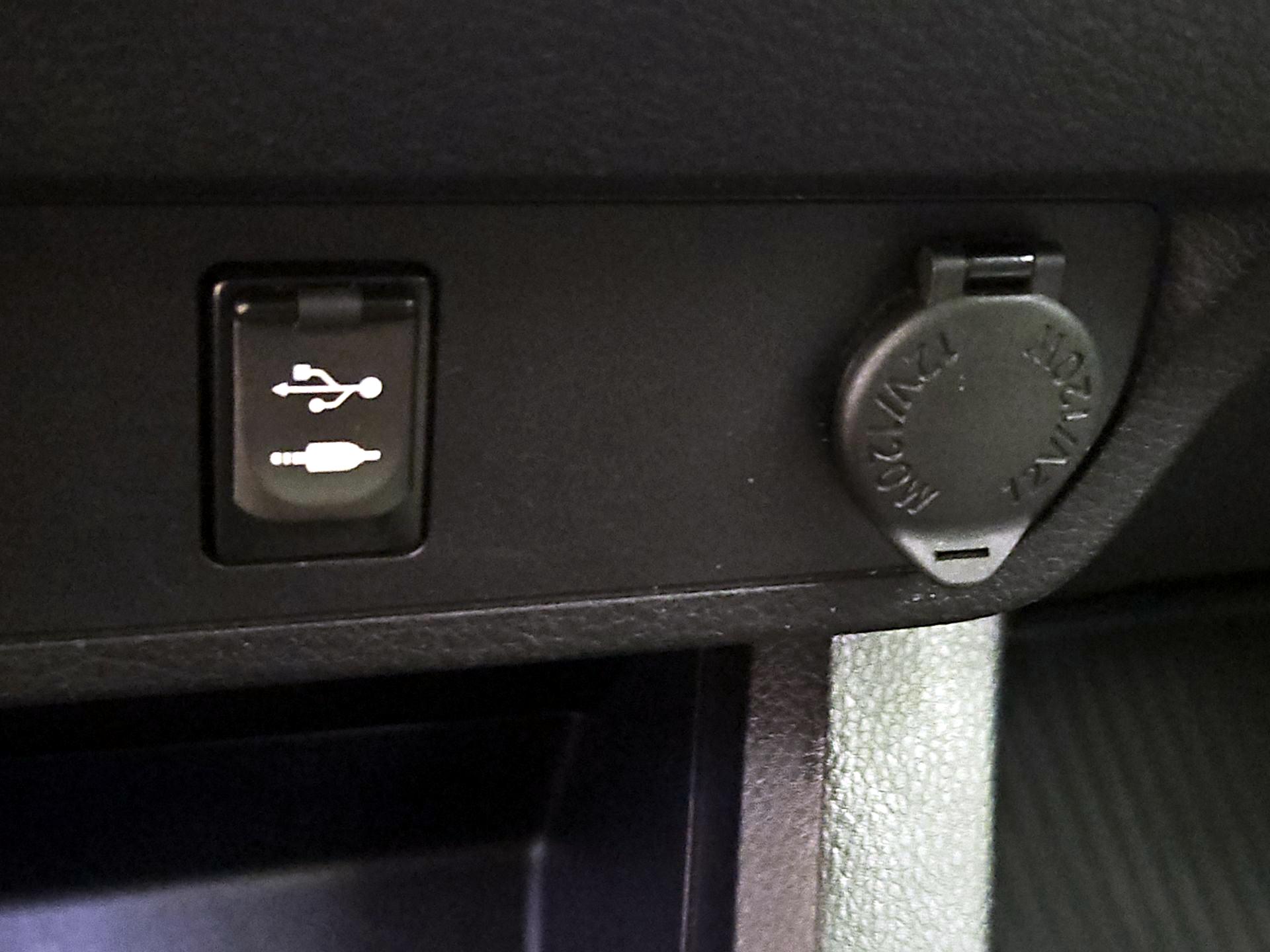 Thumbnail: 2019 Toyota Tacoma - 18