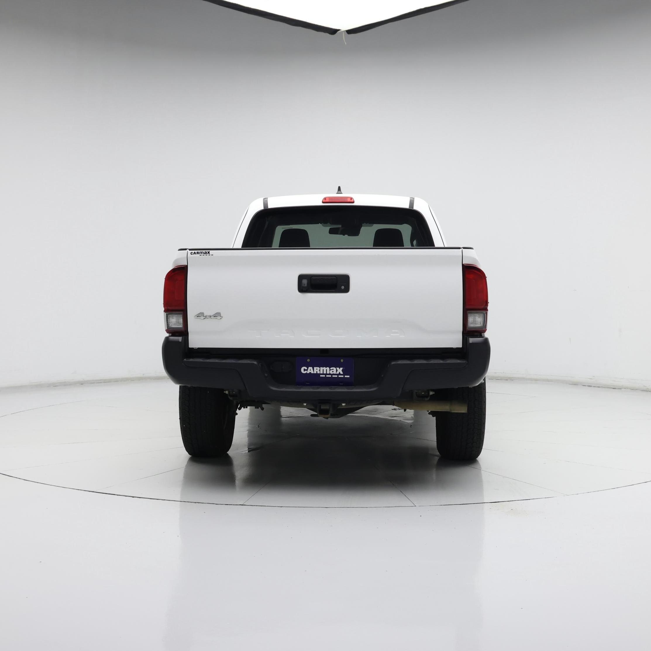 Thumbnail: 2019 Toyota Tacoma - 6