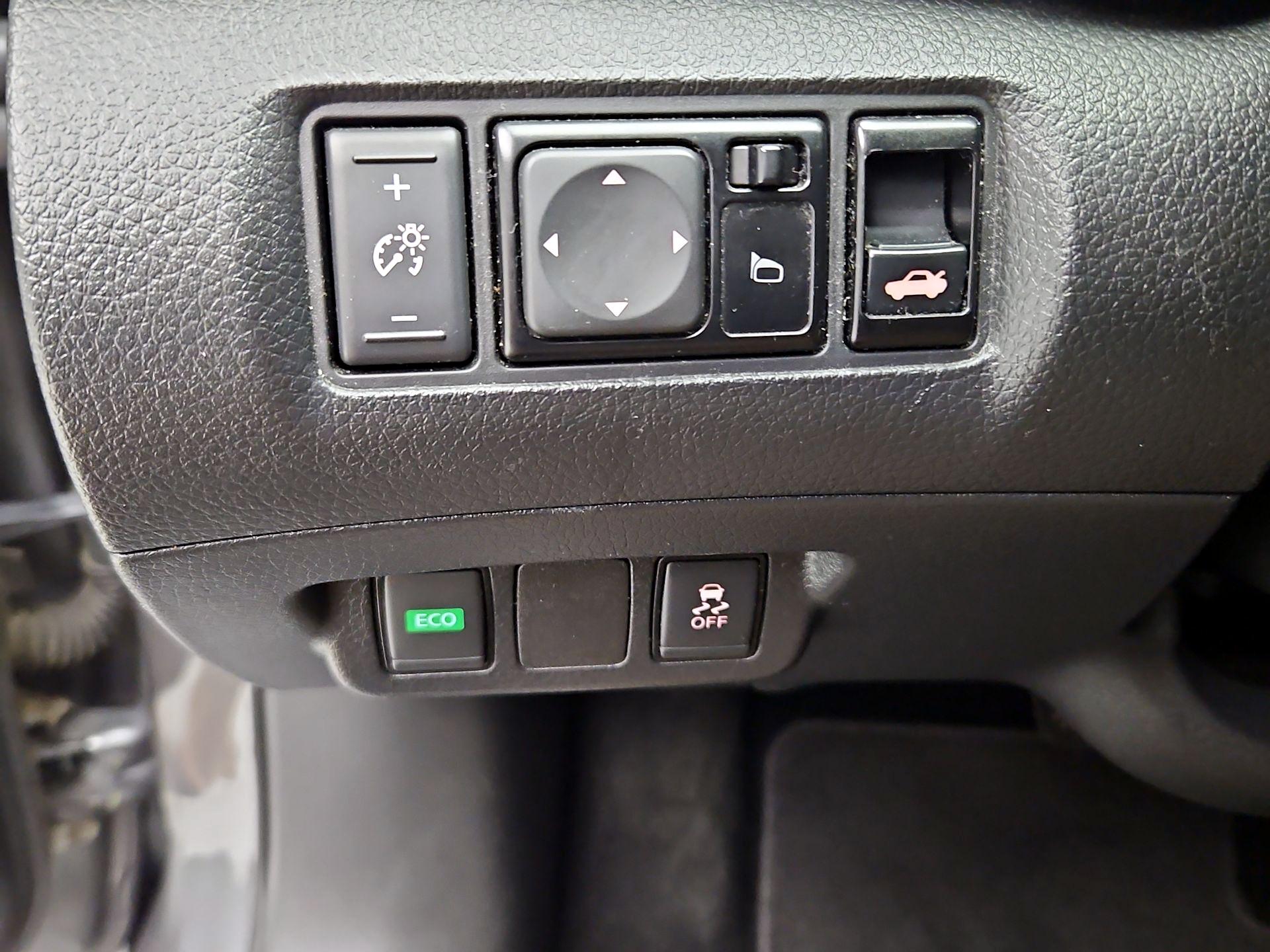 Thumbnail: 2019 Nissan Sentra - 13