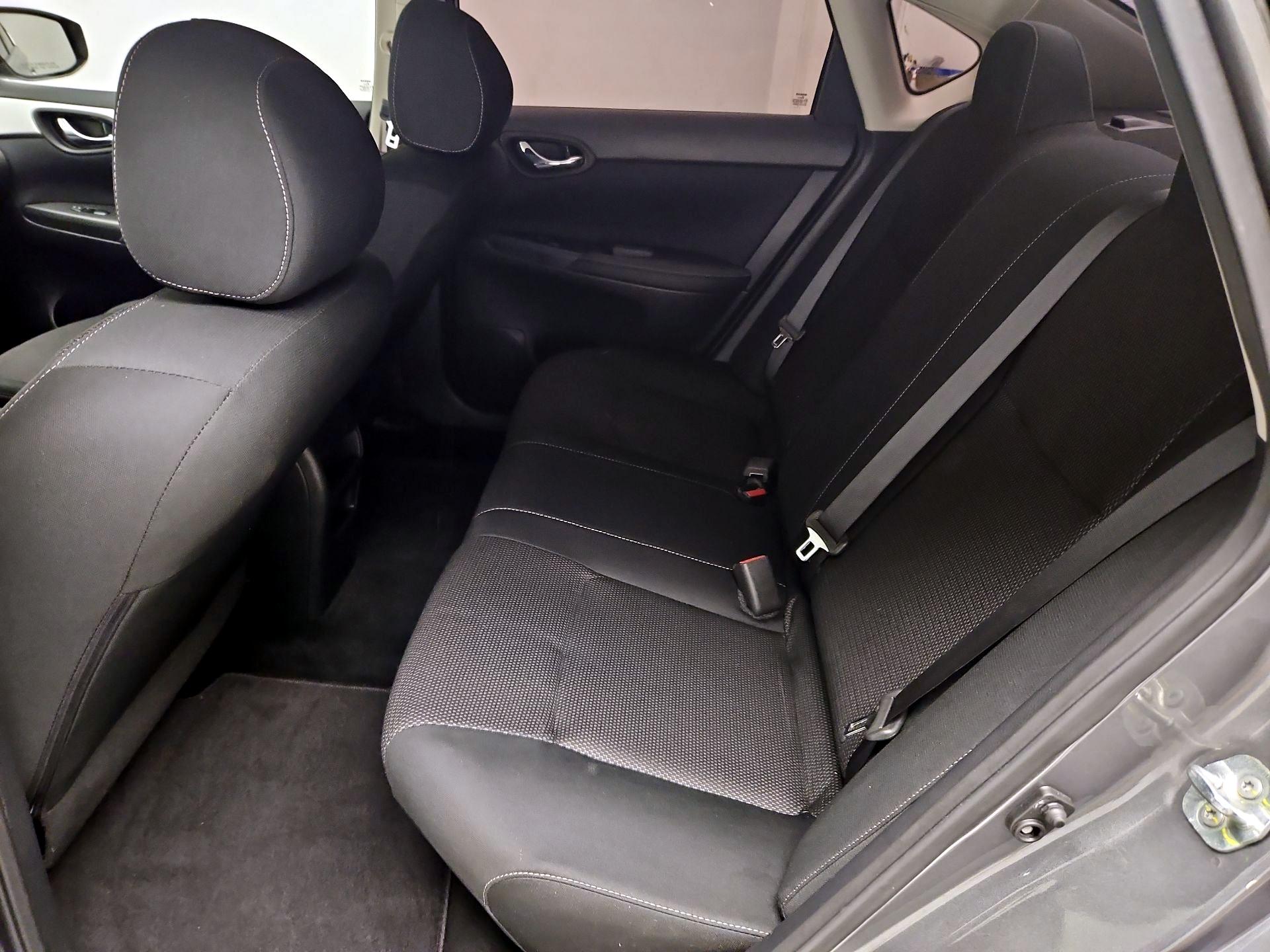 Thumbnail: 2019 Nissan Sentra - 19