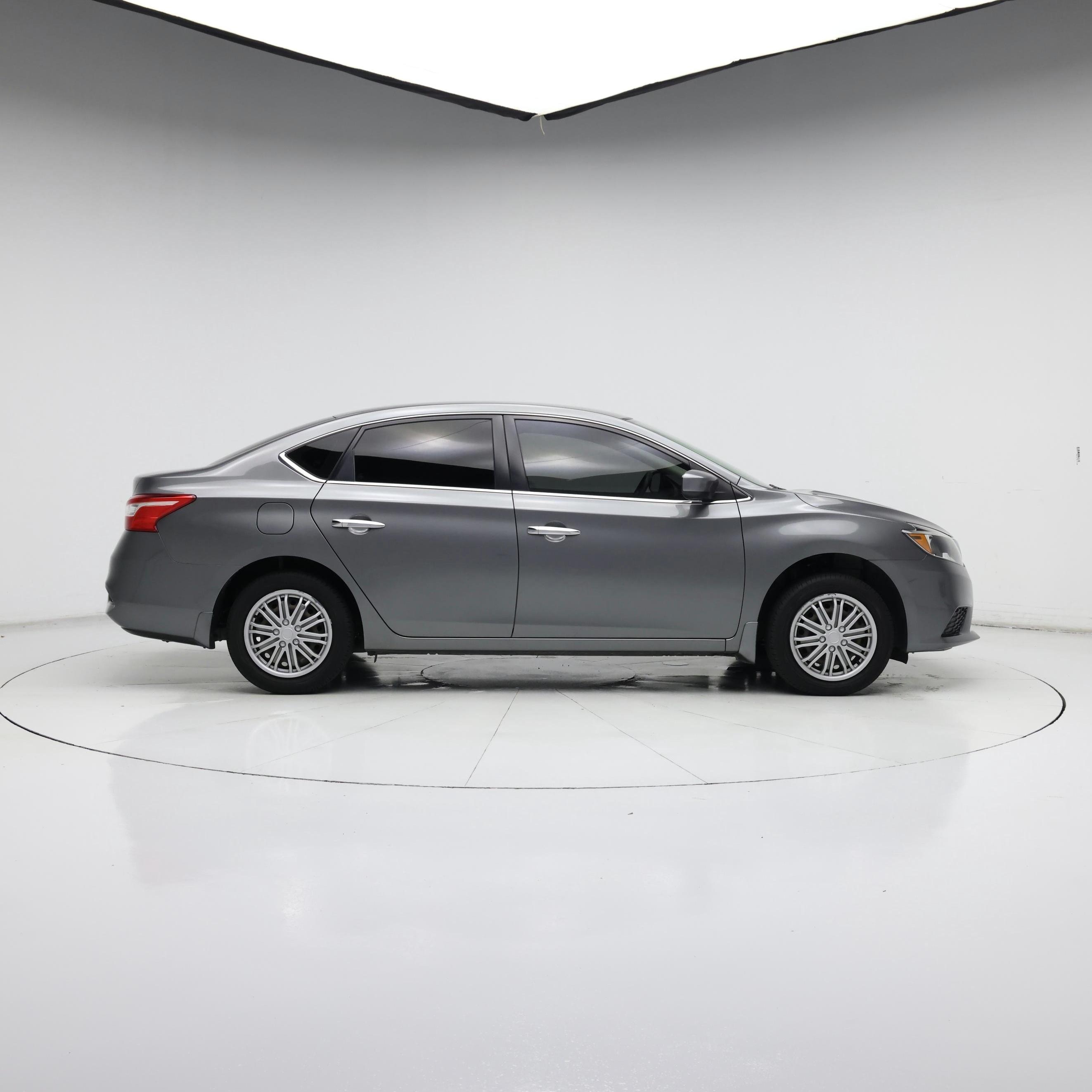 Thumbnail: 2019 Nissan Sentra - 7