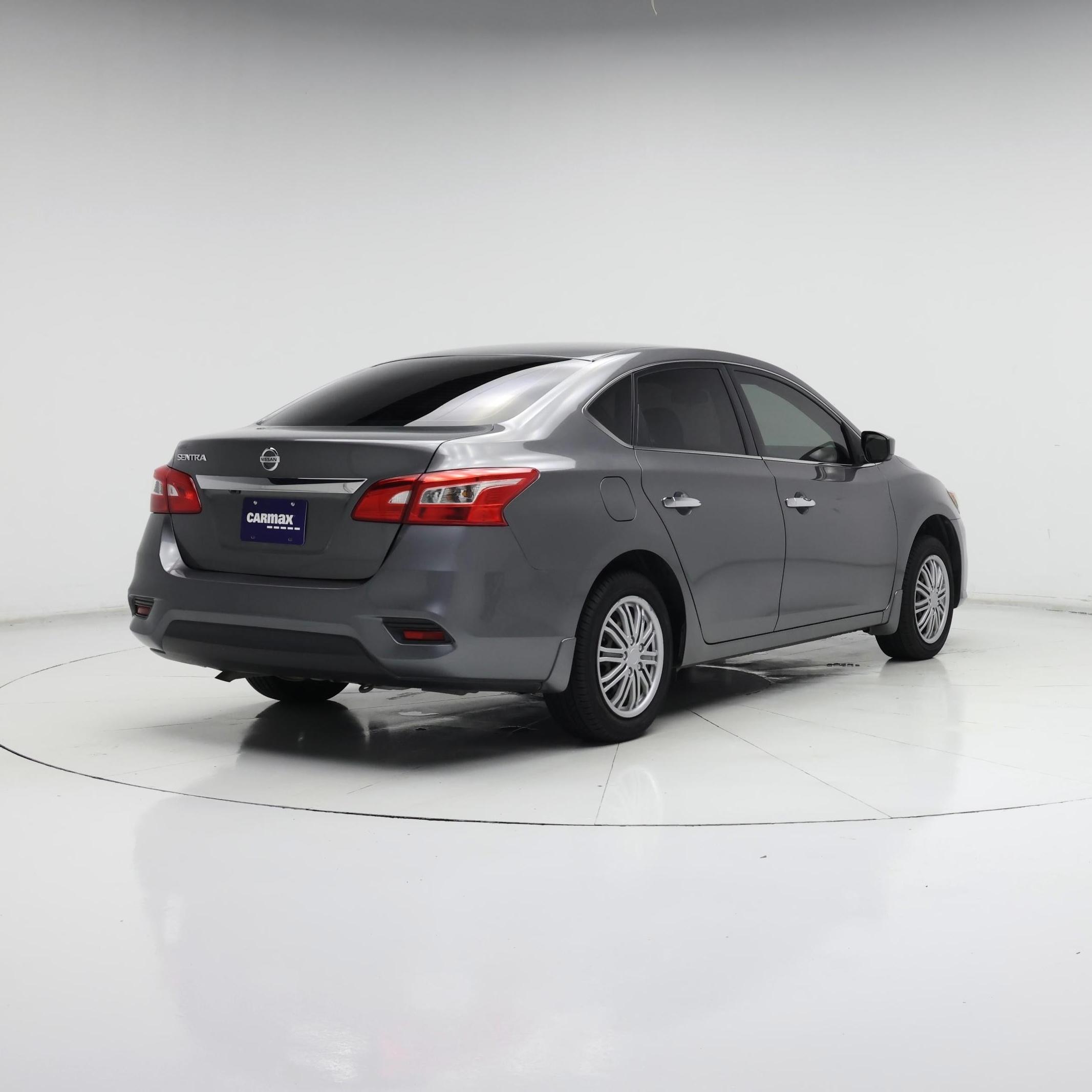 Thumbnail: 2019 Nissan Sentra - 8