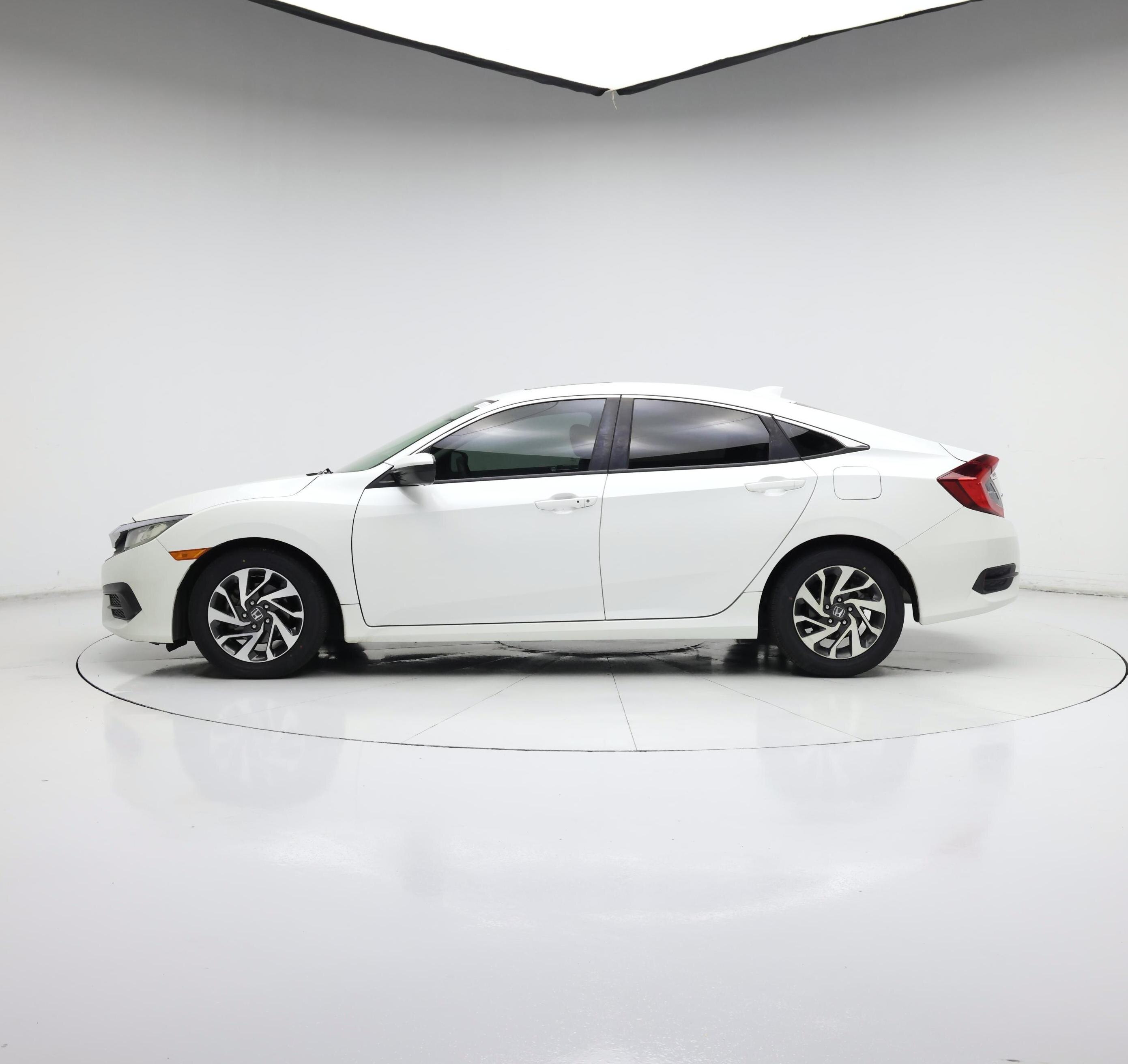 Thumbnail: 2018 Honda Civic - 3