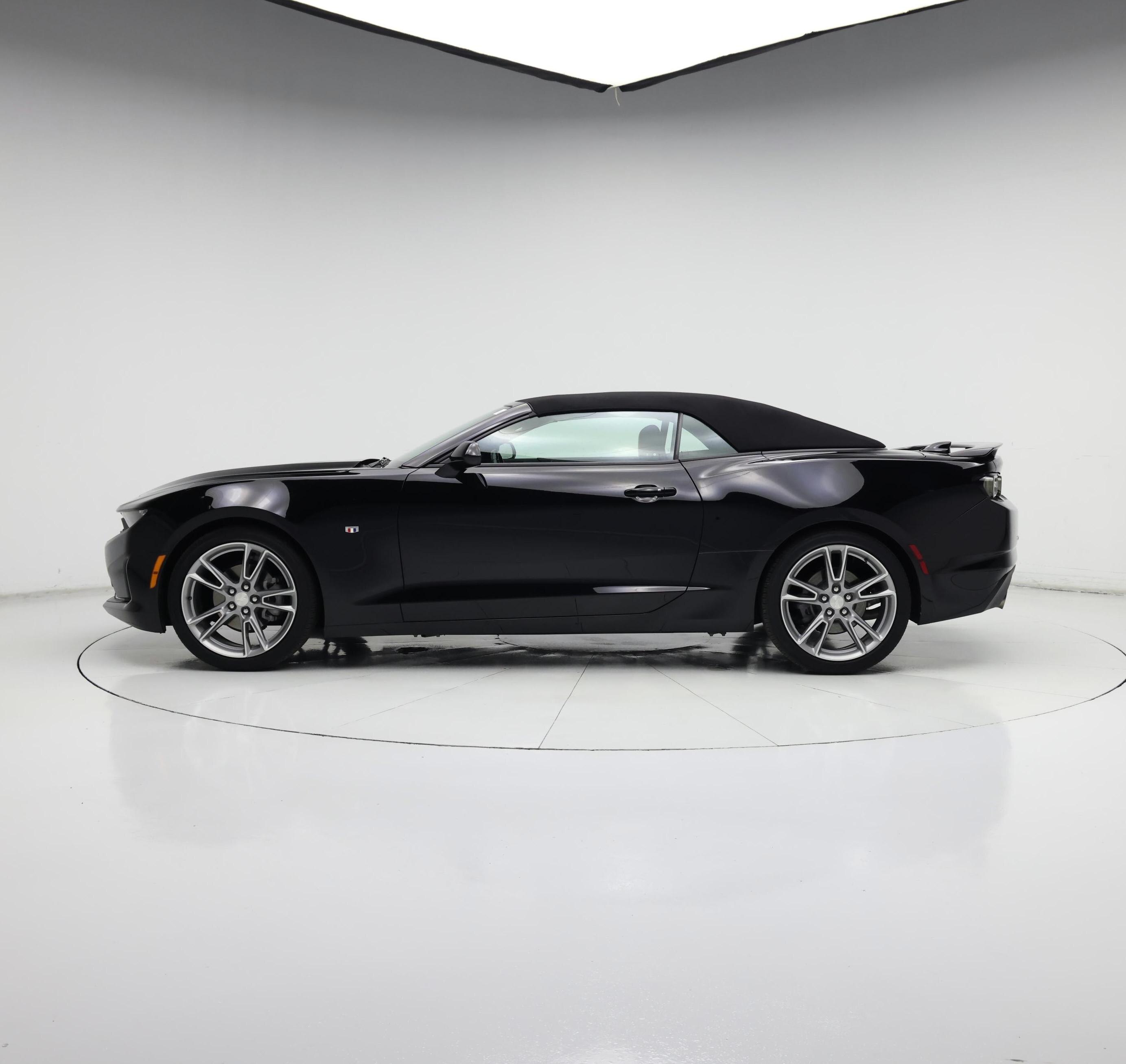 Thumbnail: 2021 Chevrolet Camaro - 3