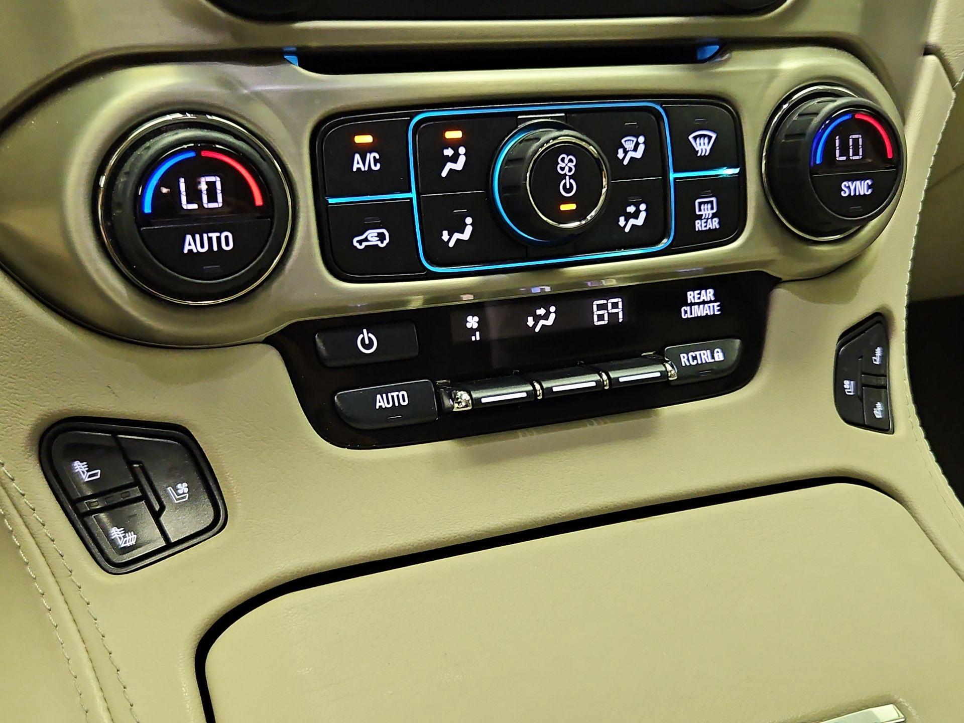 Thumbnail: 2020 GMC Yukon - 17