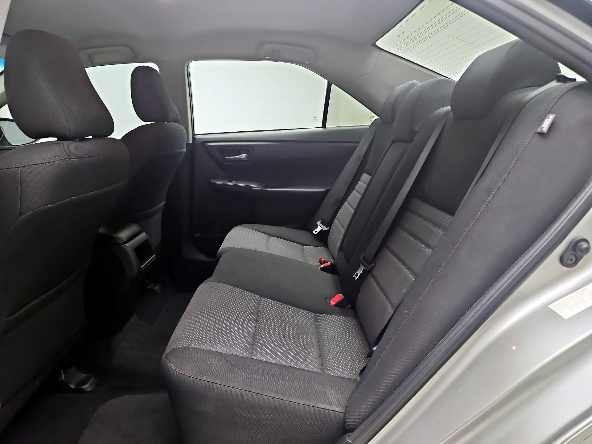 Thumbnail: 2016 Toyota Camry - 19