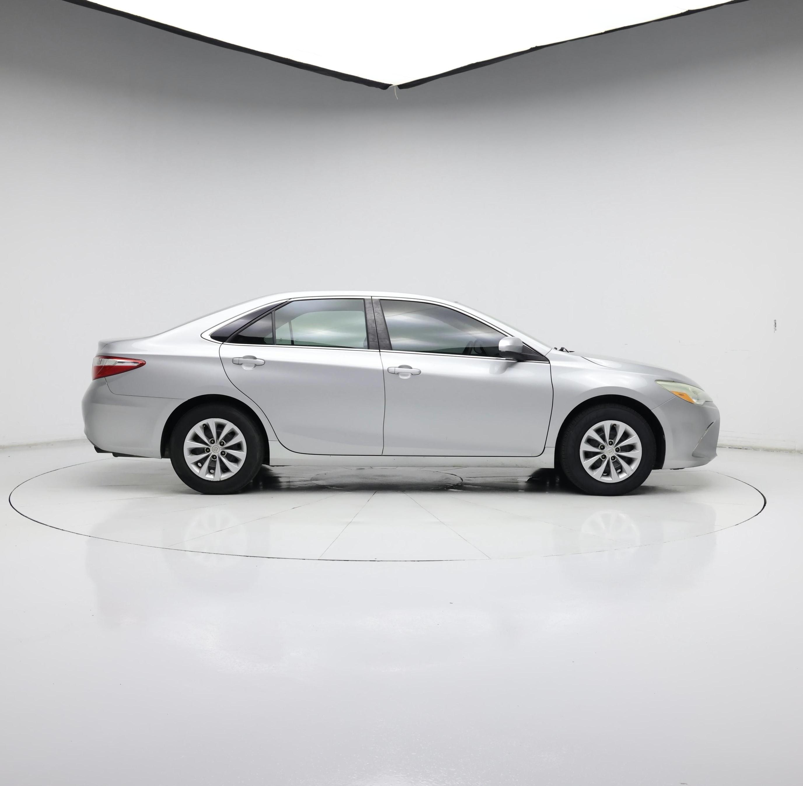 Thumbnail: 2016 Toyota Camry - 7