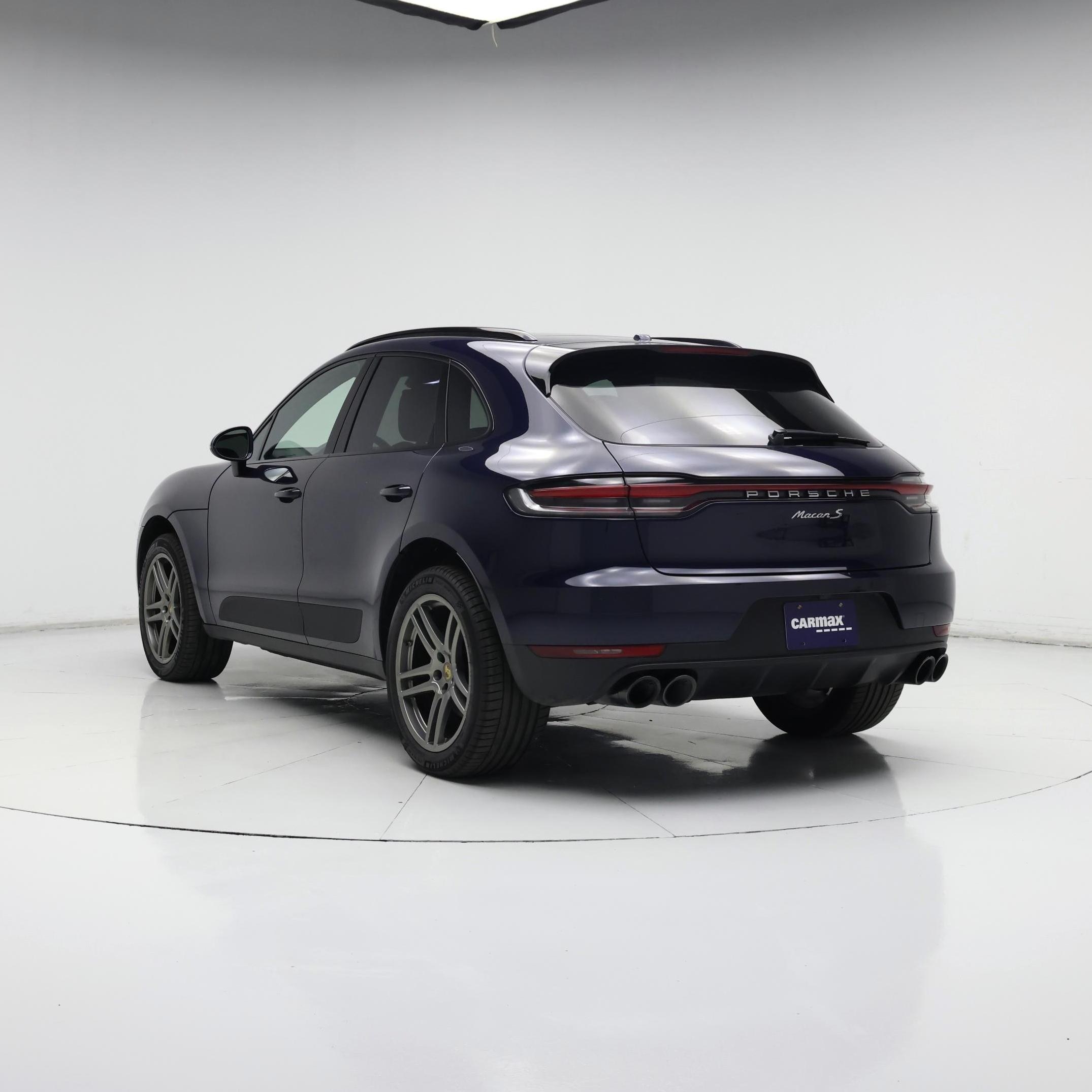 Thumbnail: 2020 Porsche Macan - 2