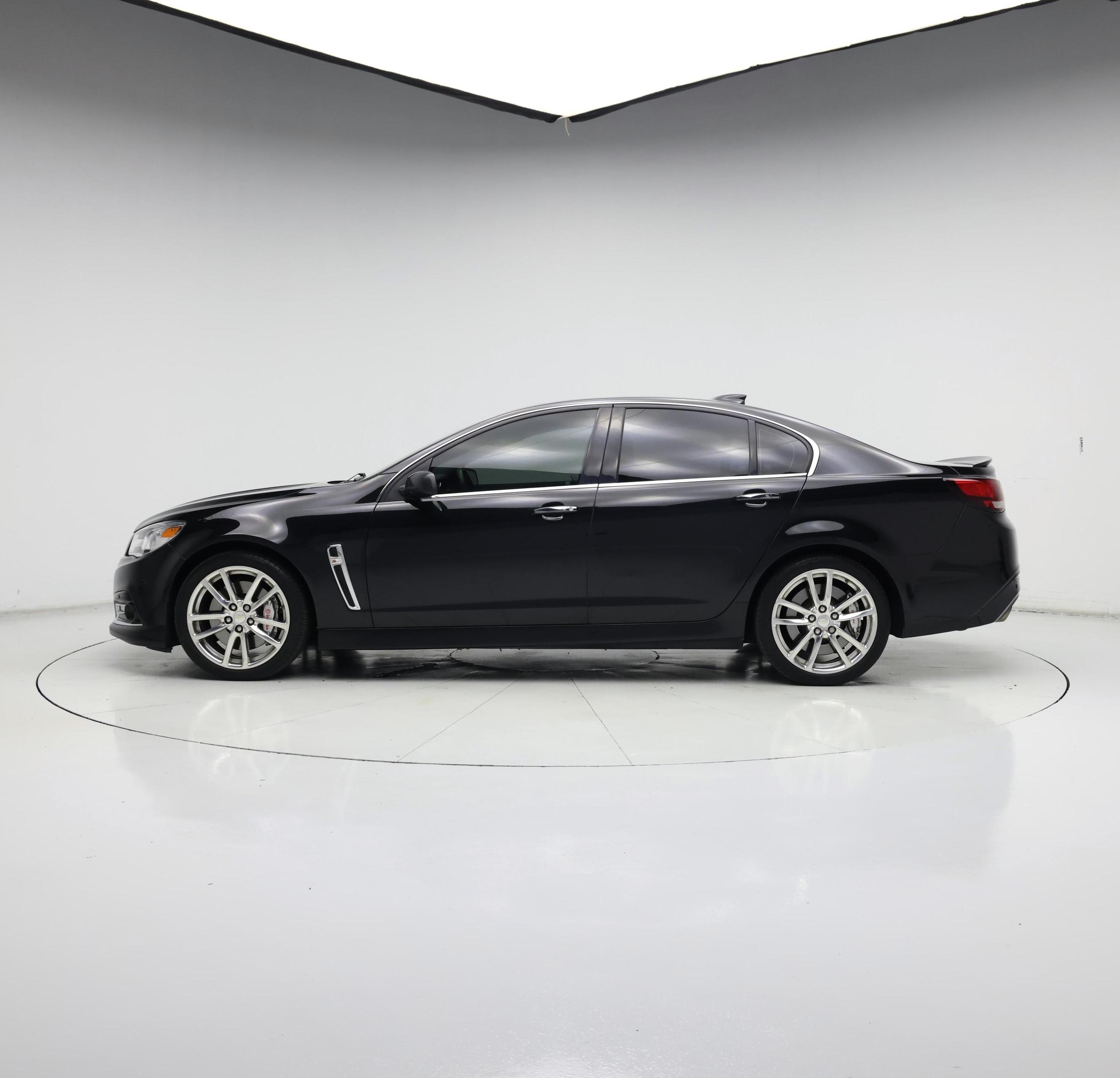 Thumbnail: 2015 Chevrolet  - 3