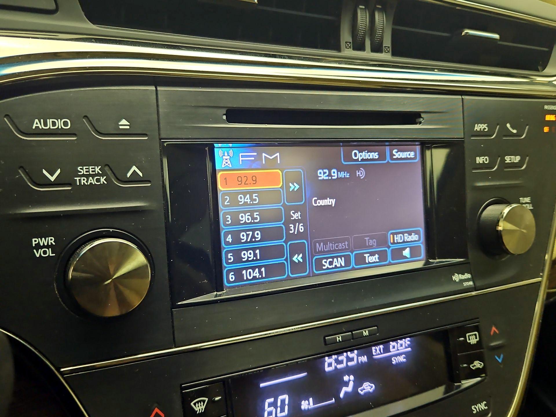 Thumbnail: 2014 Toyota Avalon - 15